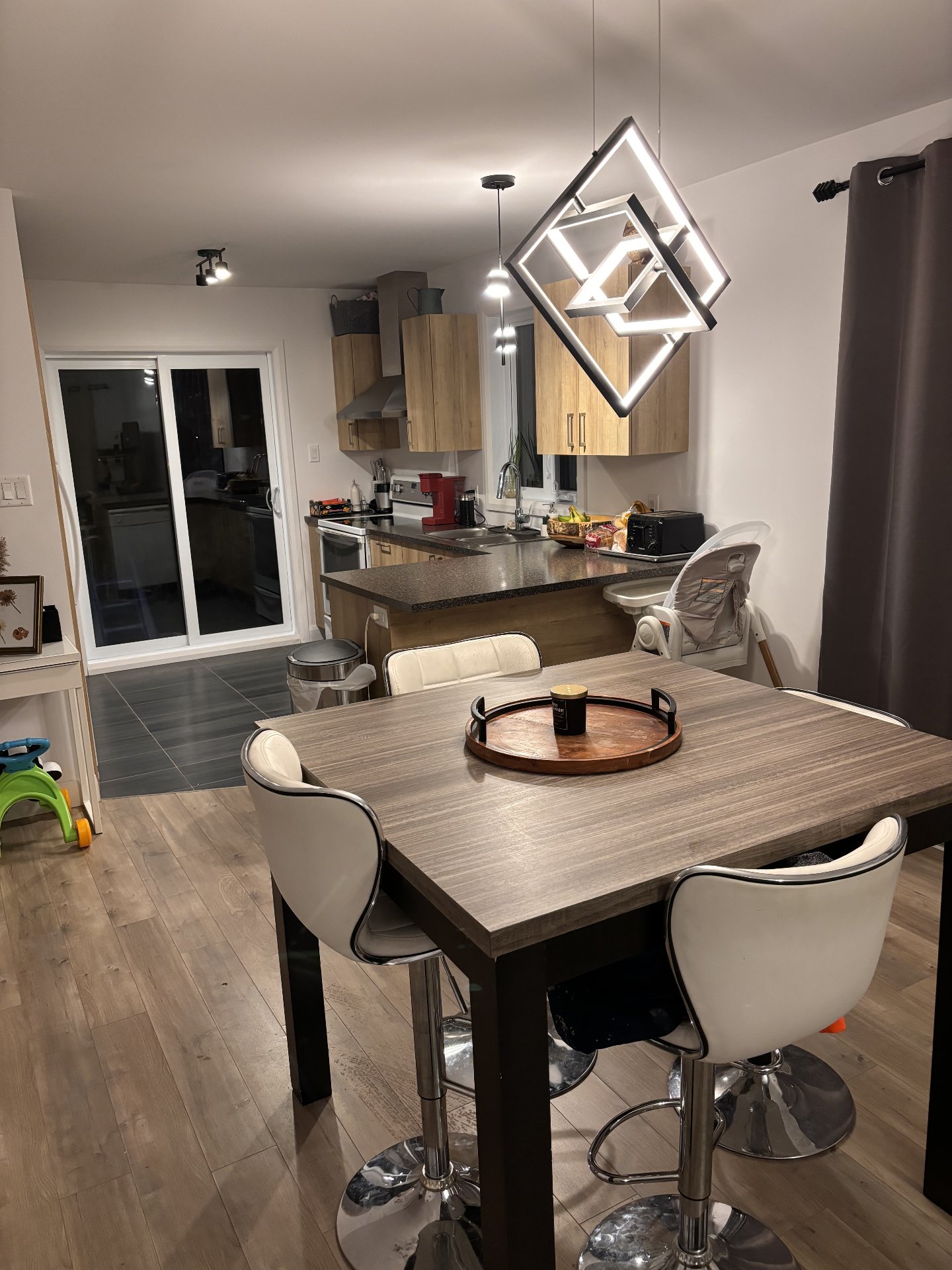 Photo - Salle à manger