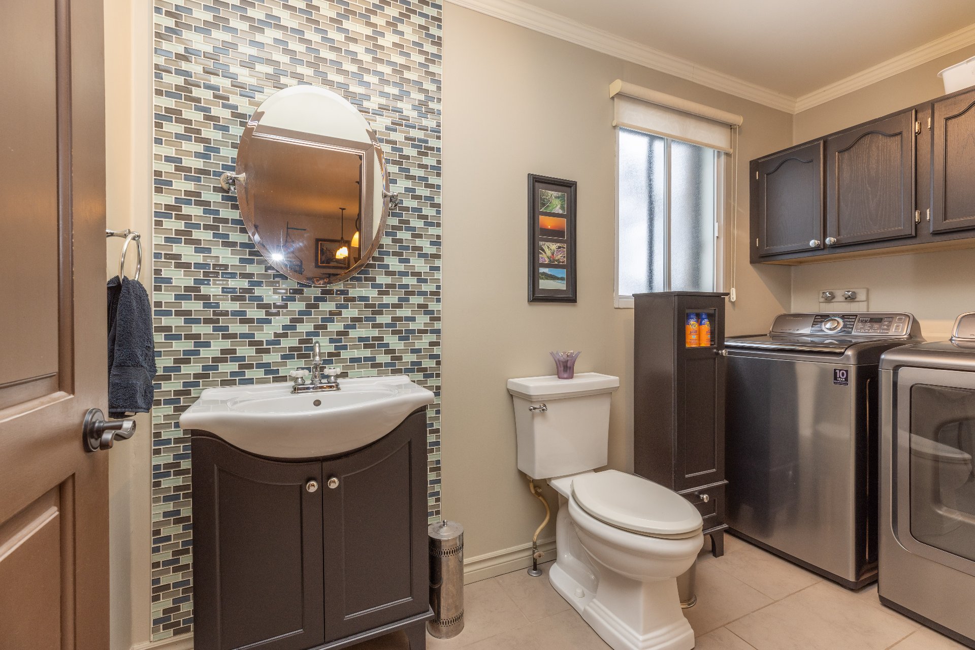 Photo - Laundry room