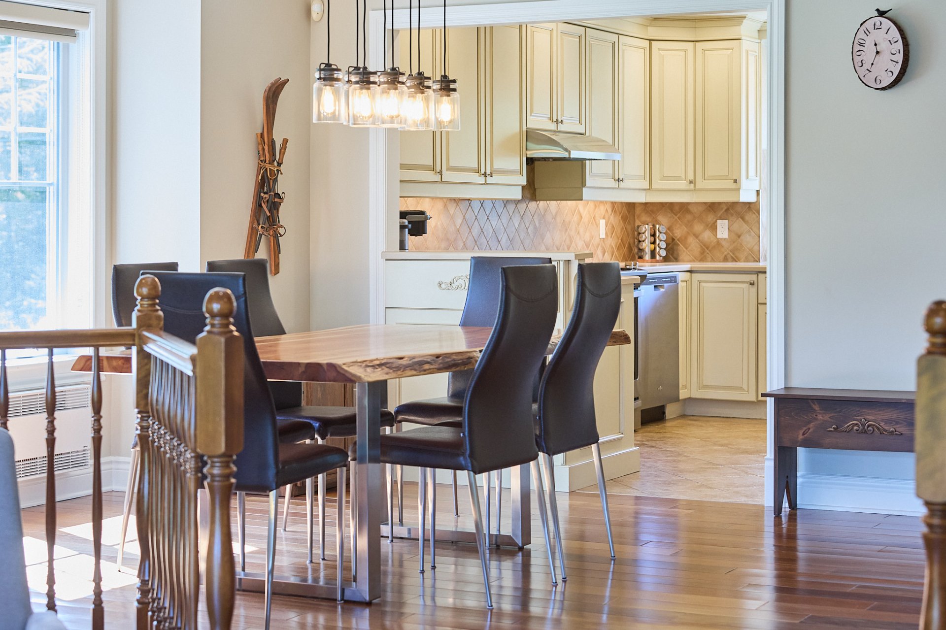 Photo - Salle à manger