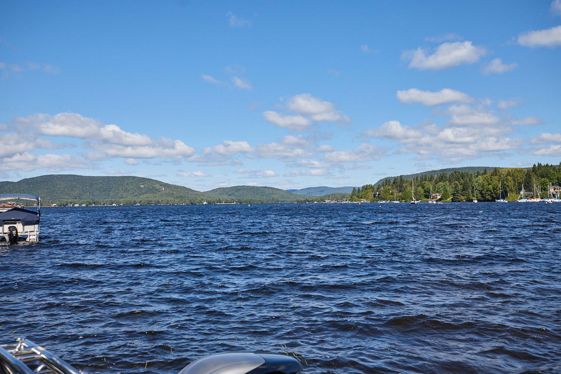 Photo - Vue sur l'eau