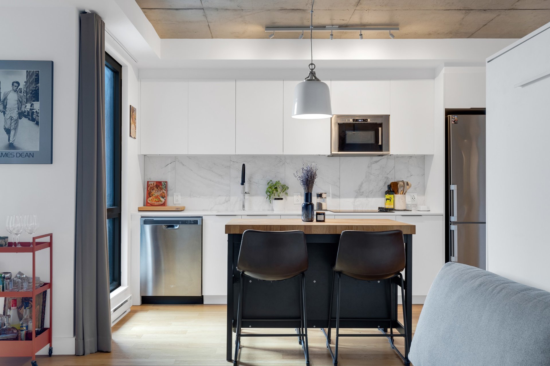 Photo - Kitchen