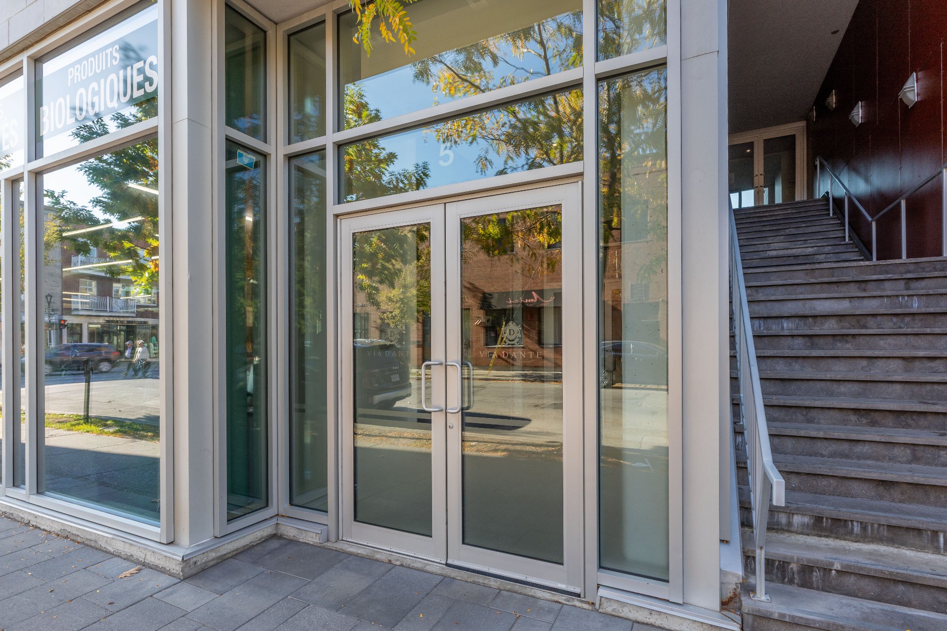 Photo - Entrée extérieure