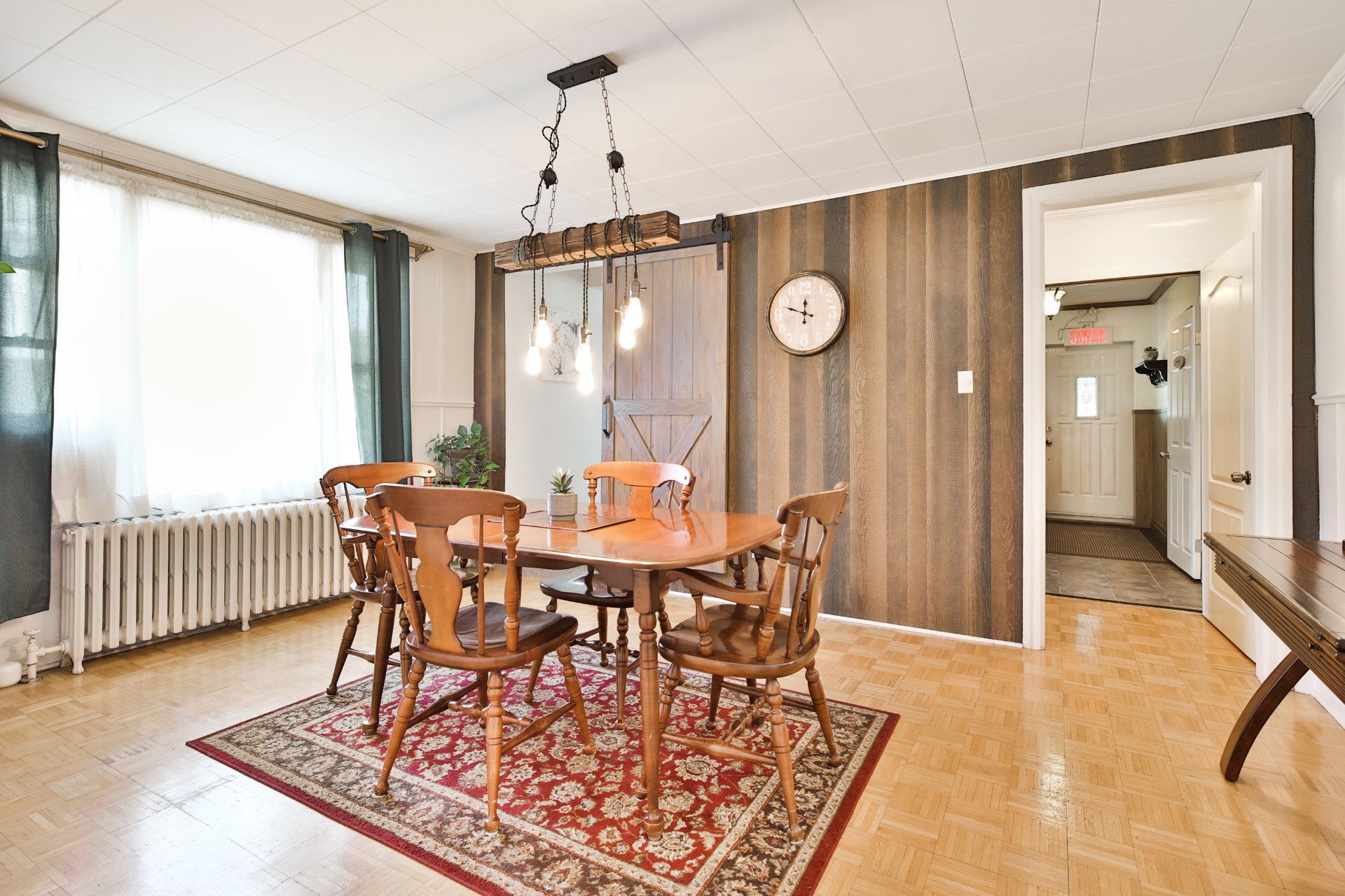 Photo - Dining room