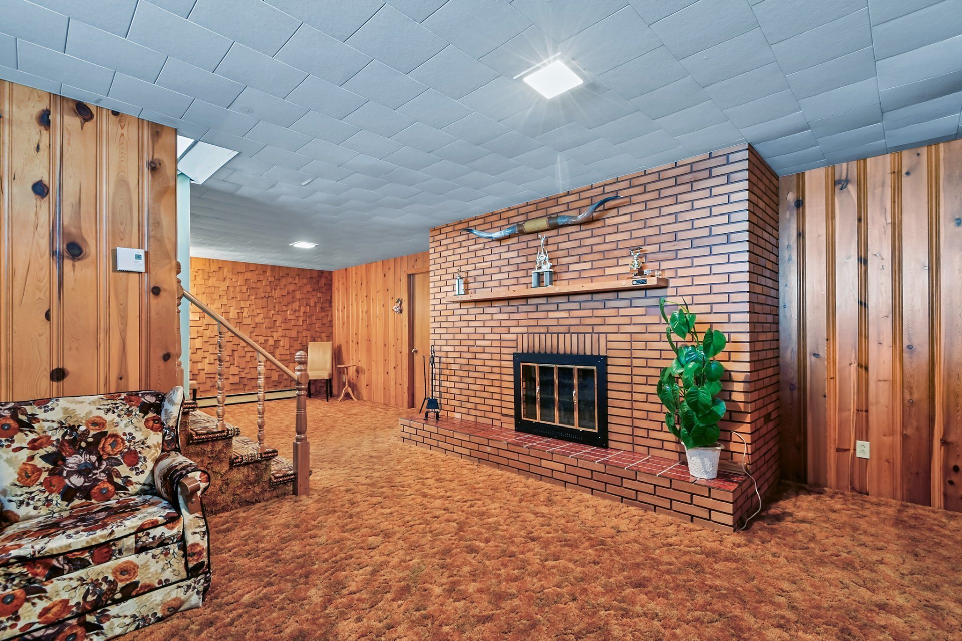 Photo - Family room