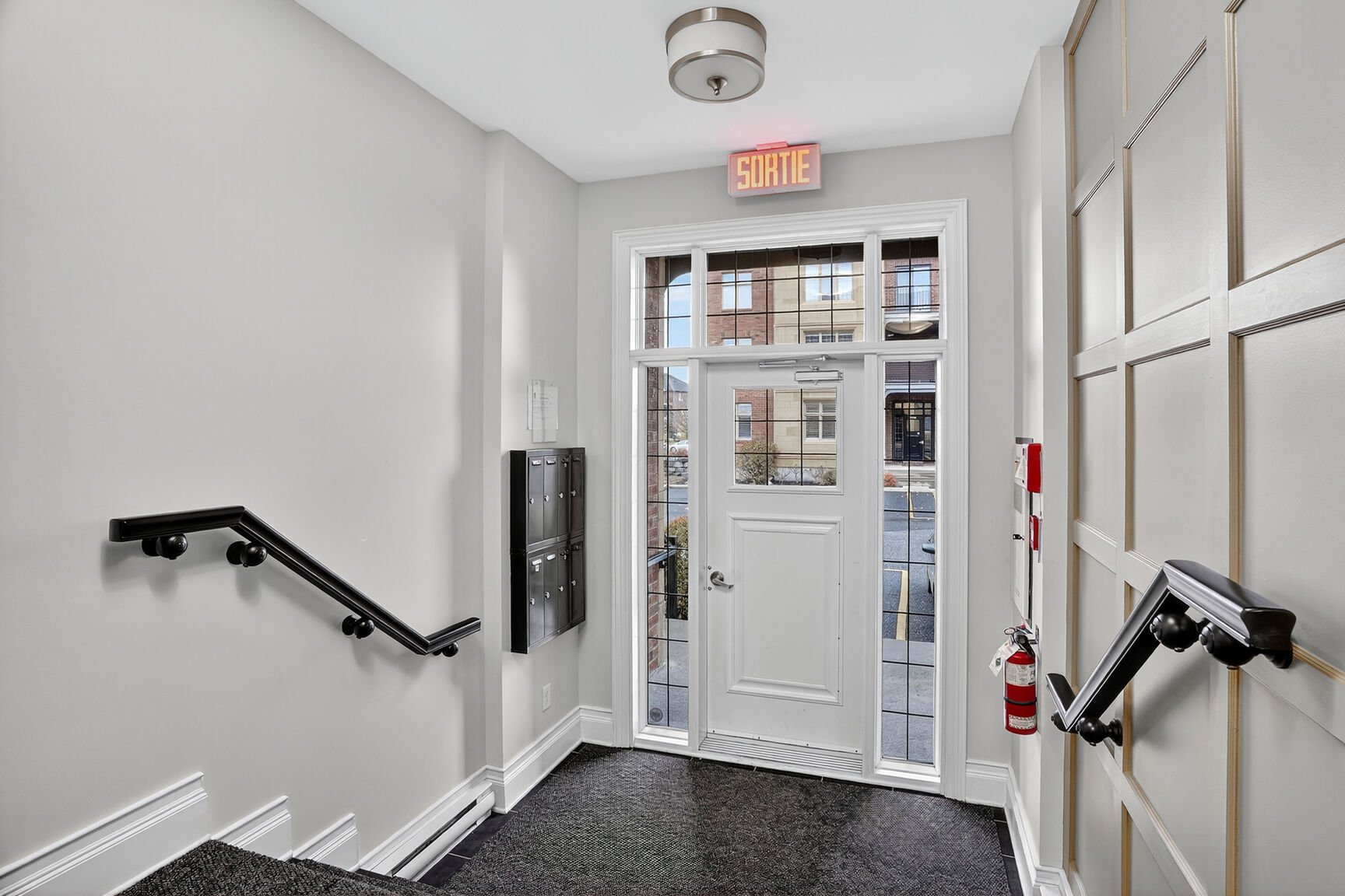 Photo - Entrée extérieure