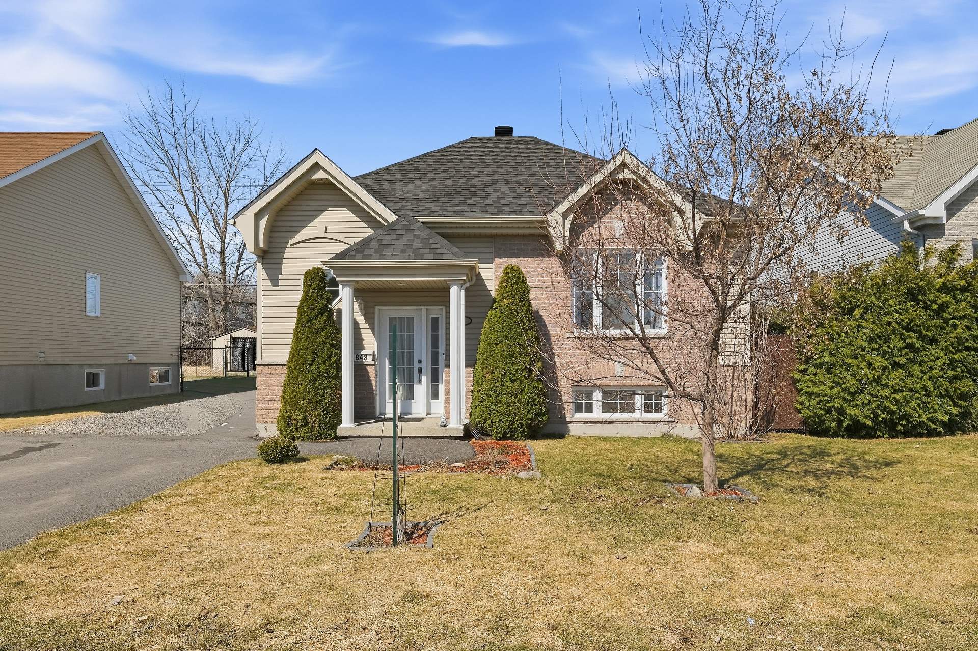 Photo - Stationnement