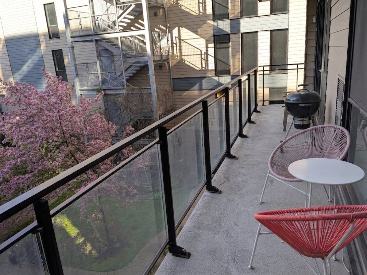Photo - Balcon