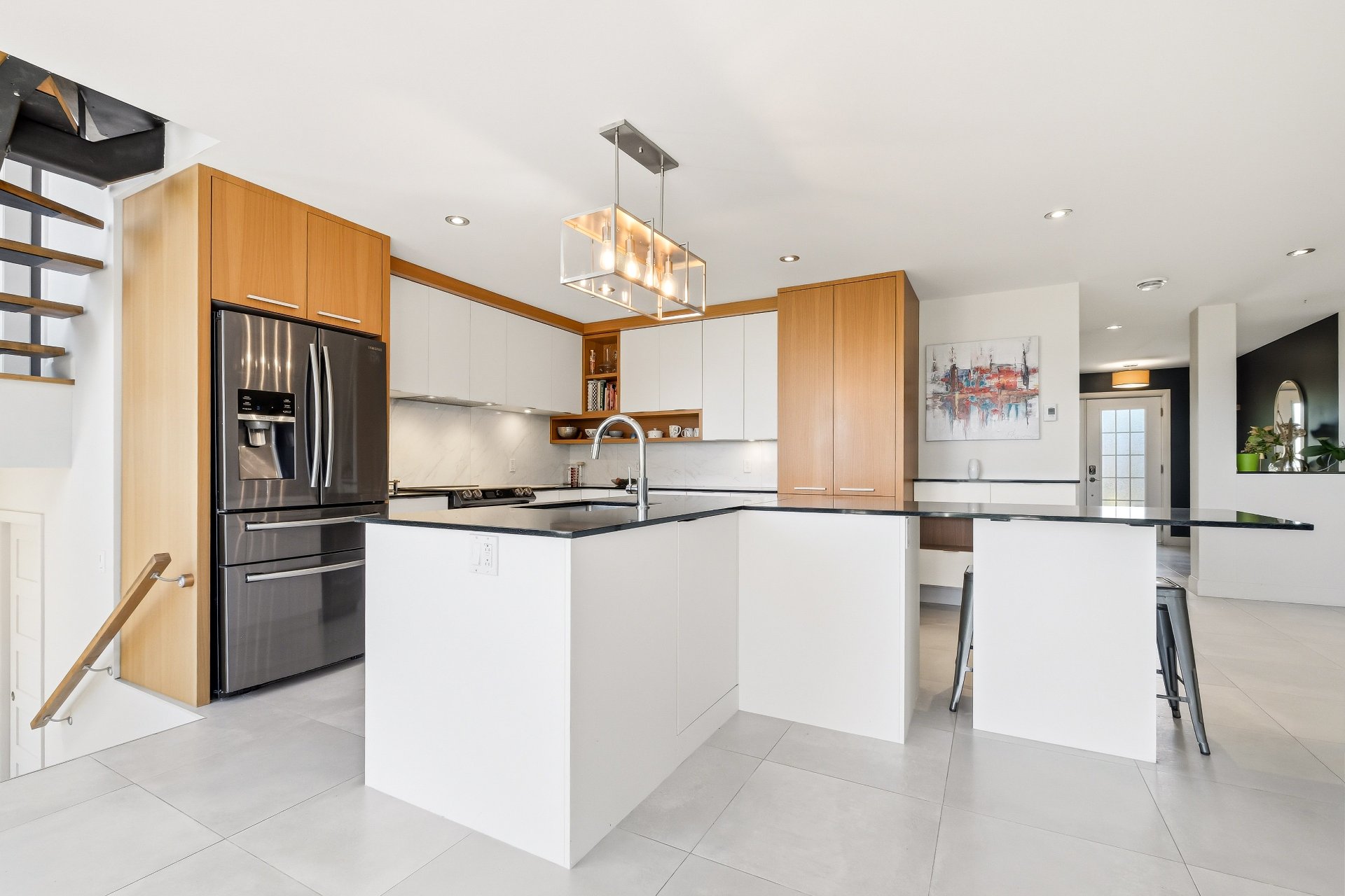 Photo - Kitchen