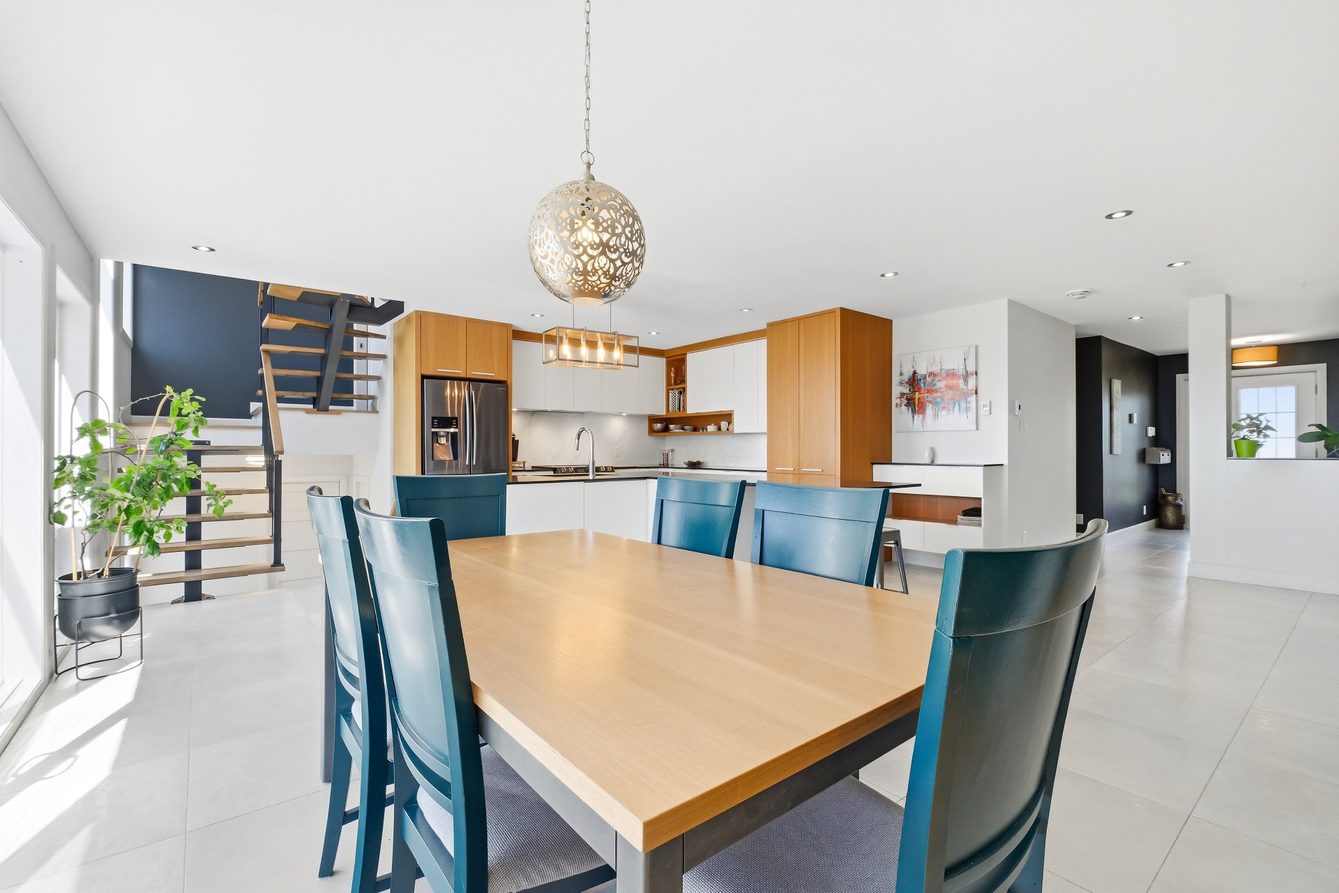Photo - Dining room