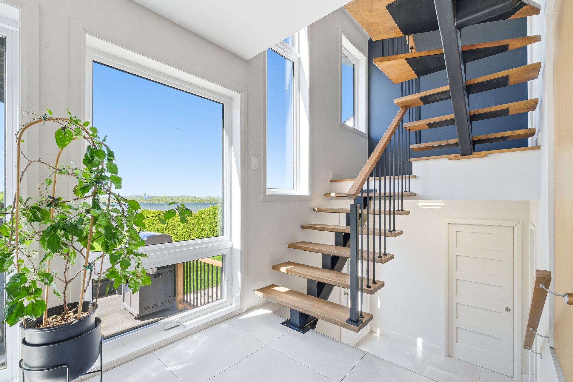 Photo - Staircase