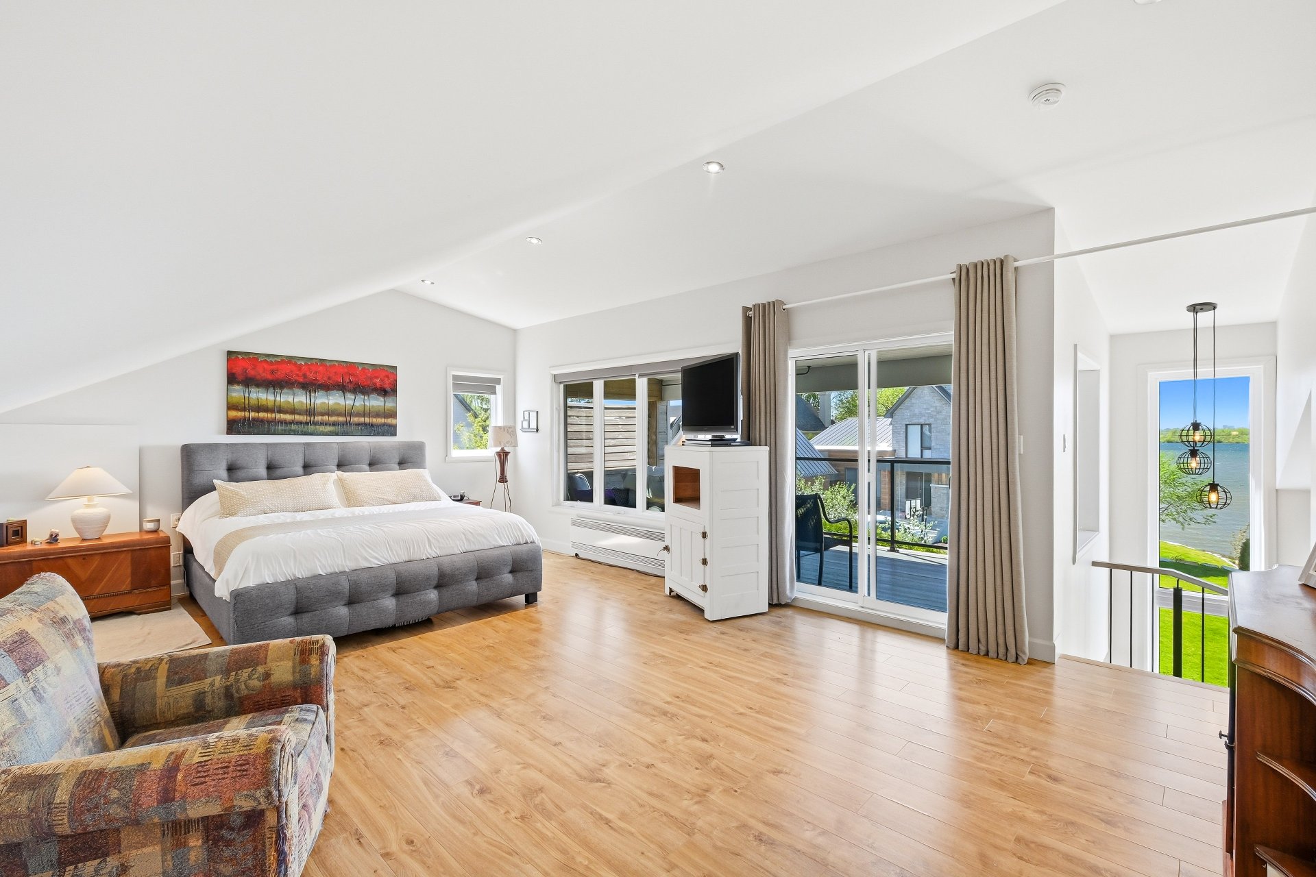 Photo - Primary bedroom