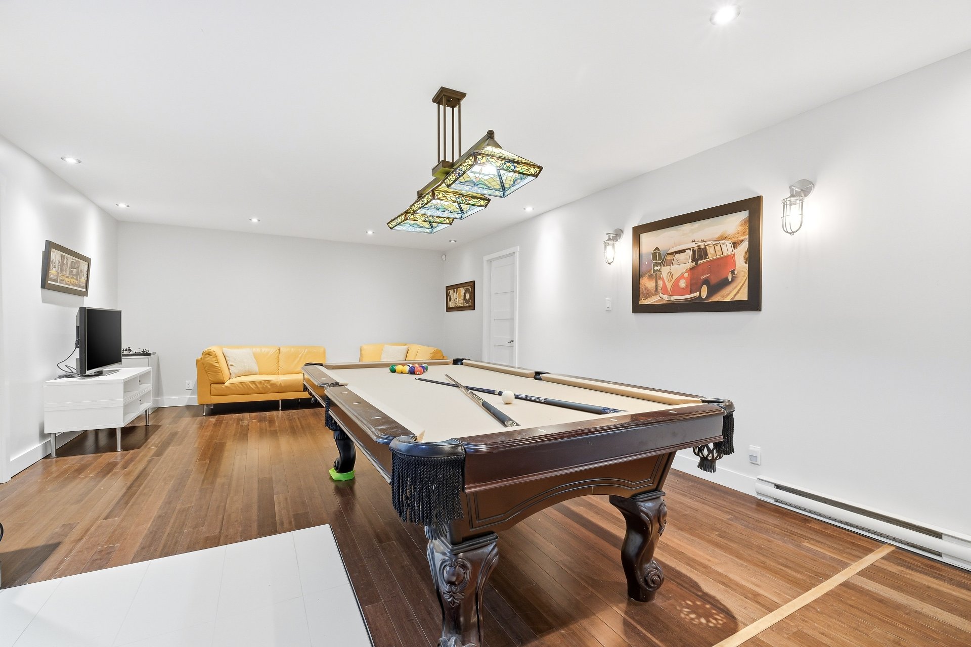 Photo - Family room