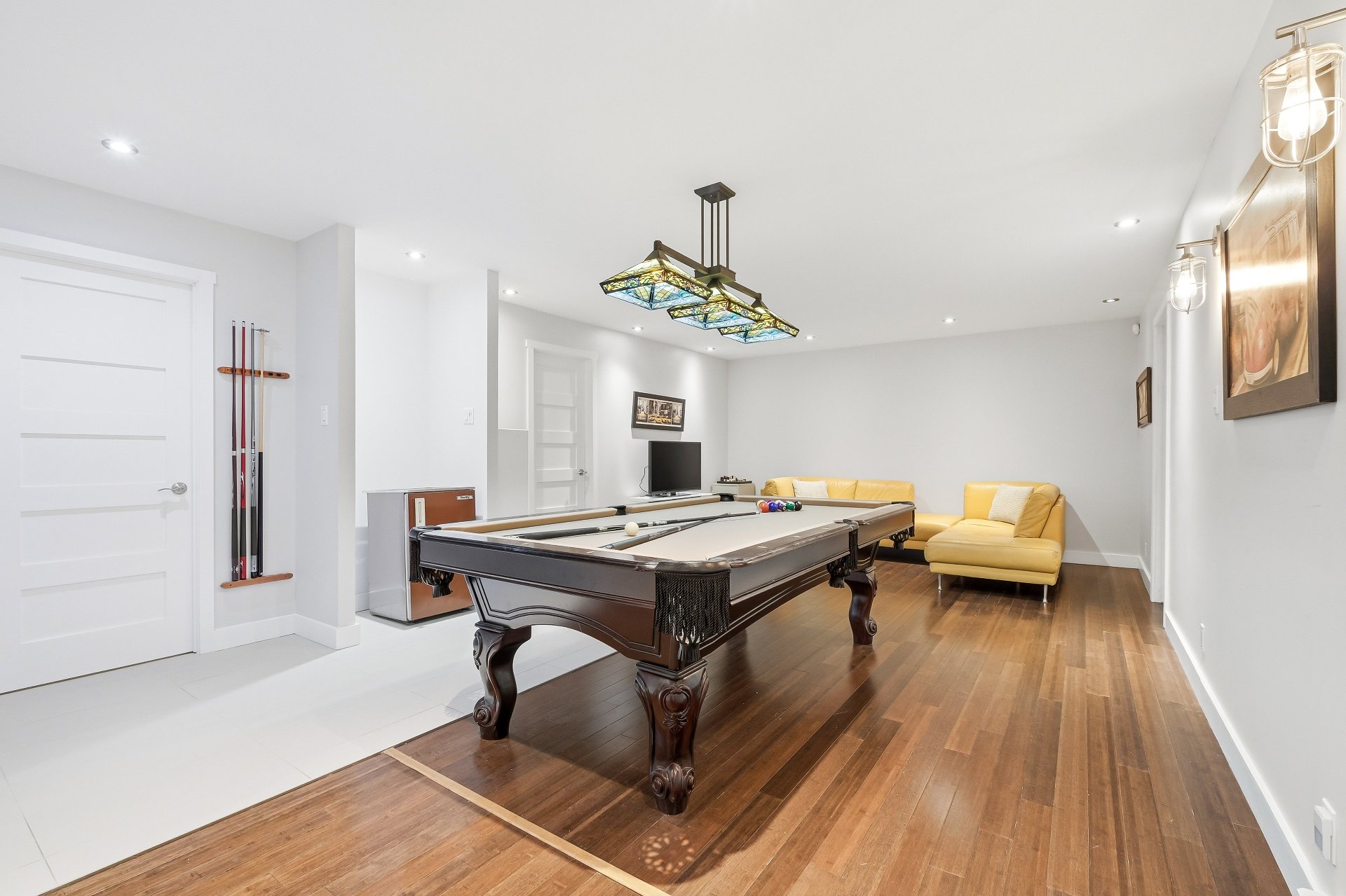 Photo - Family room