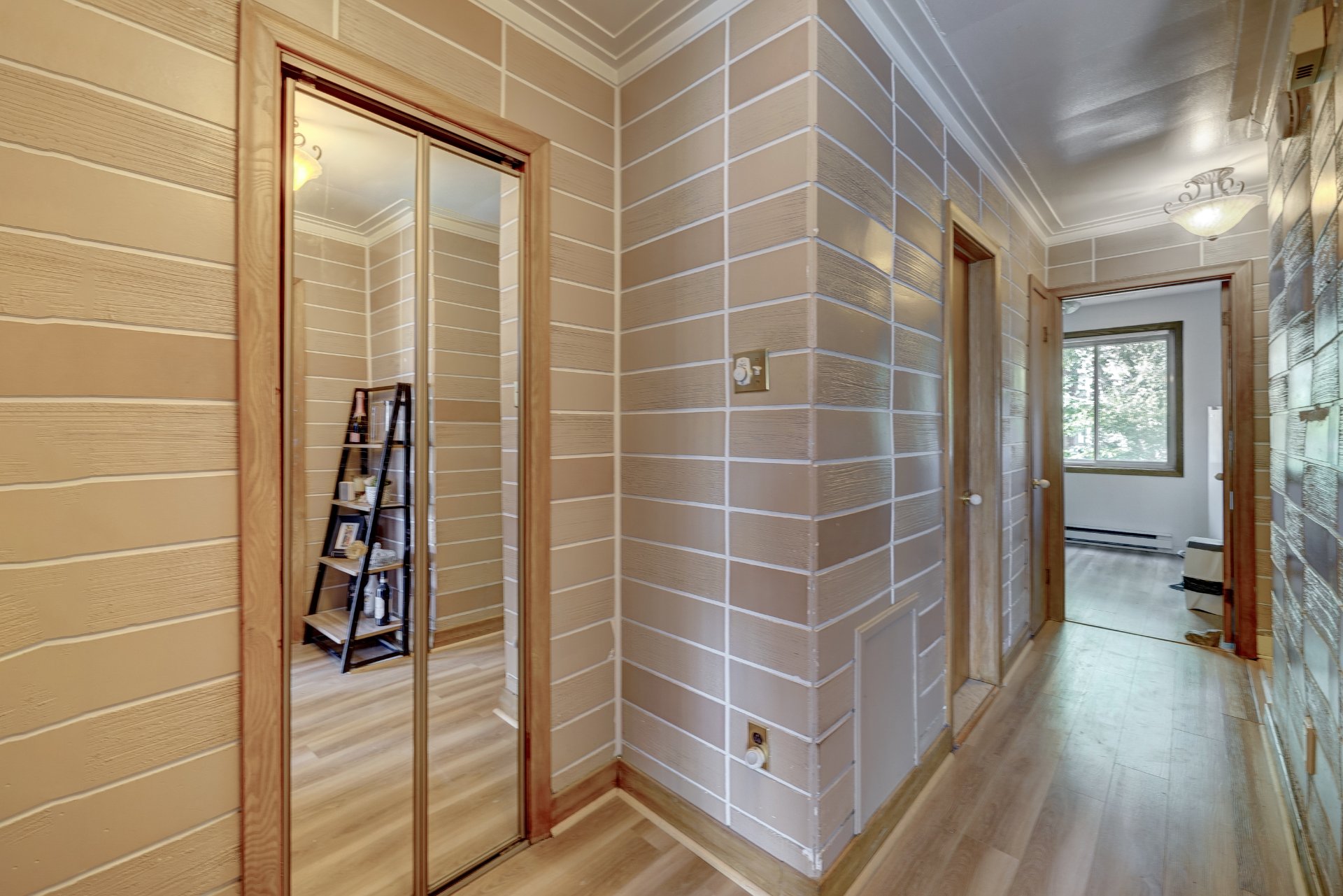 Photo - Hallway
