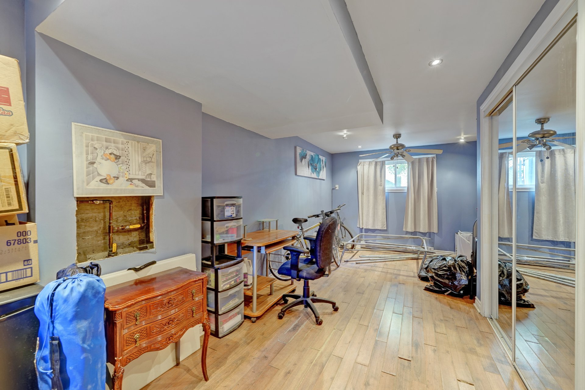Photo - Family room