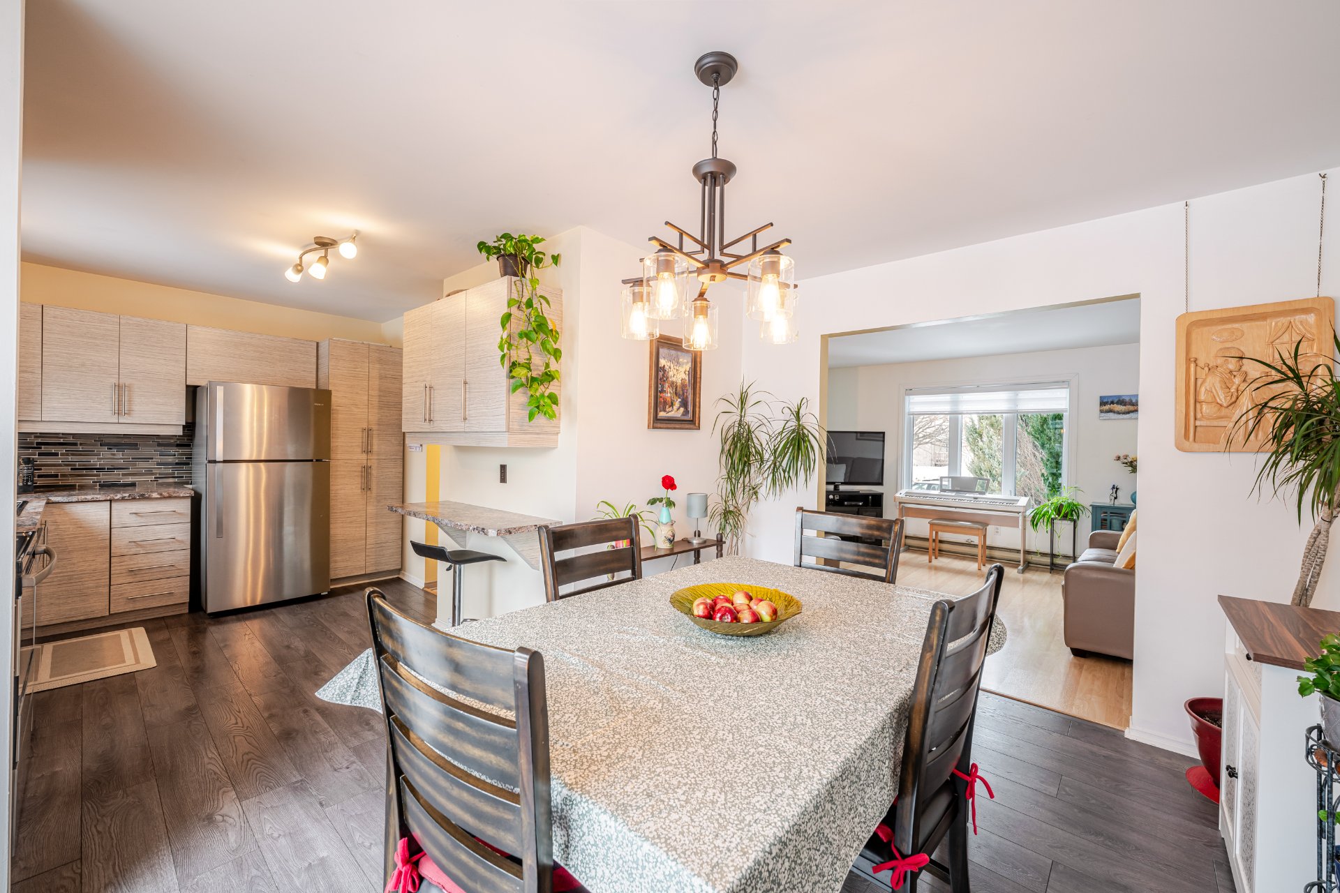 Photo - Salle à manger