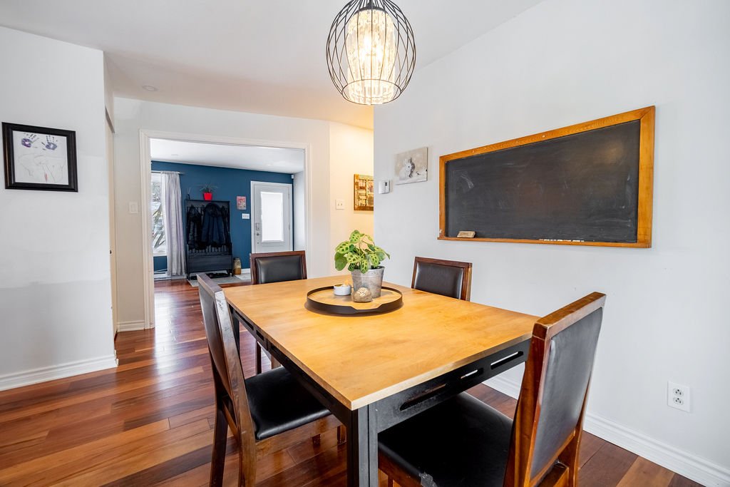 Photo - Salle à manger