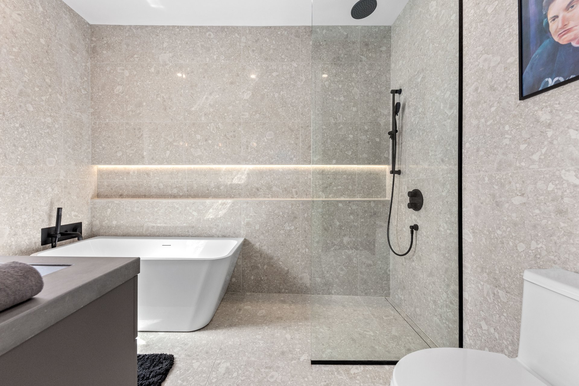 Photo - Salle de bains attenante à la CCP