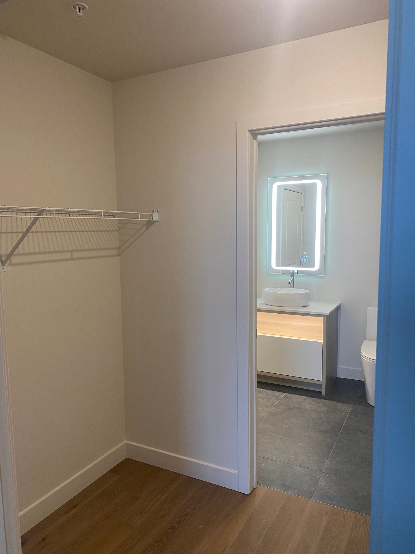 Photo - Walk-in closet