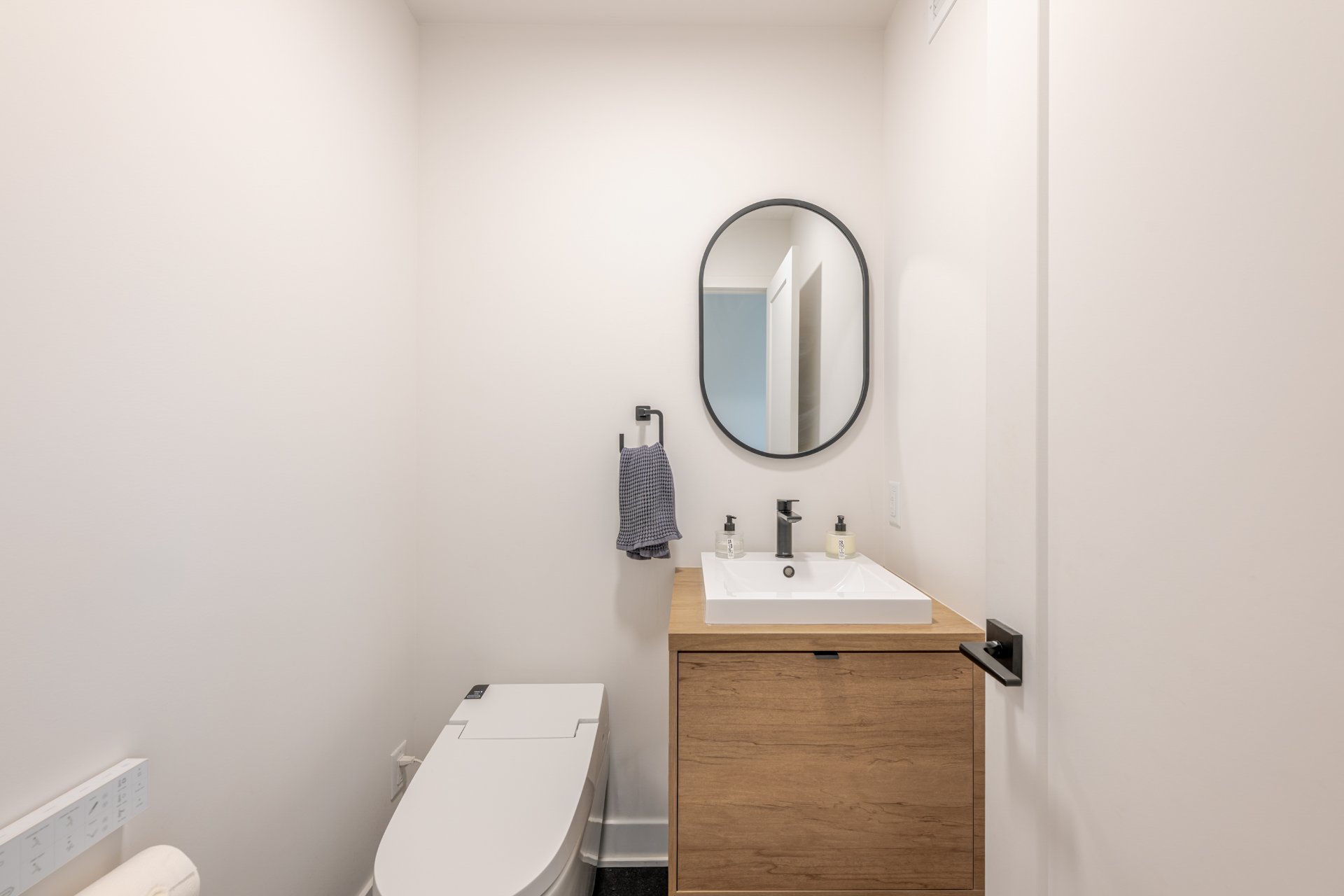 Photo - Washroom