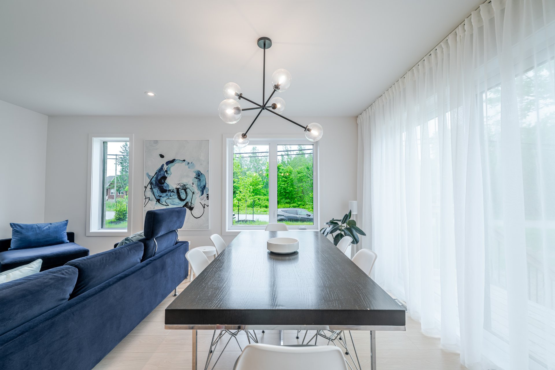 Photo - Dining room