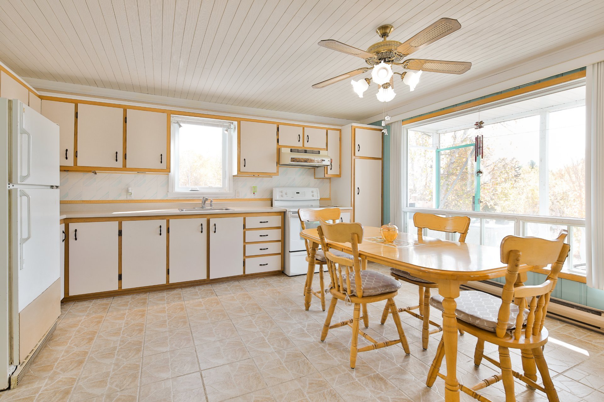 Photo - Kitchen