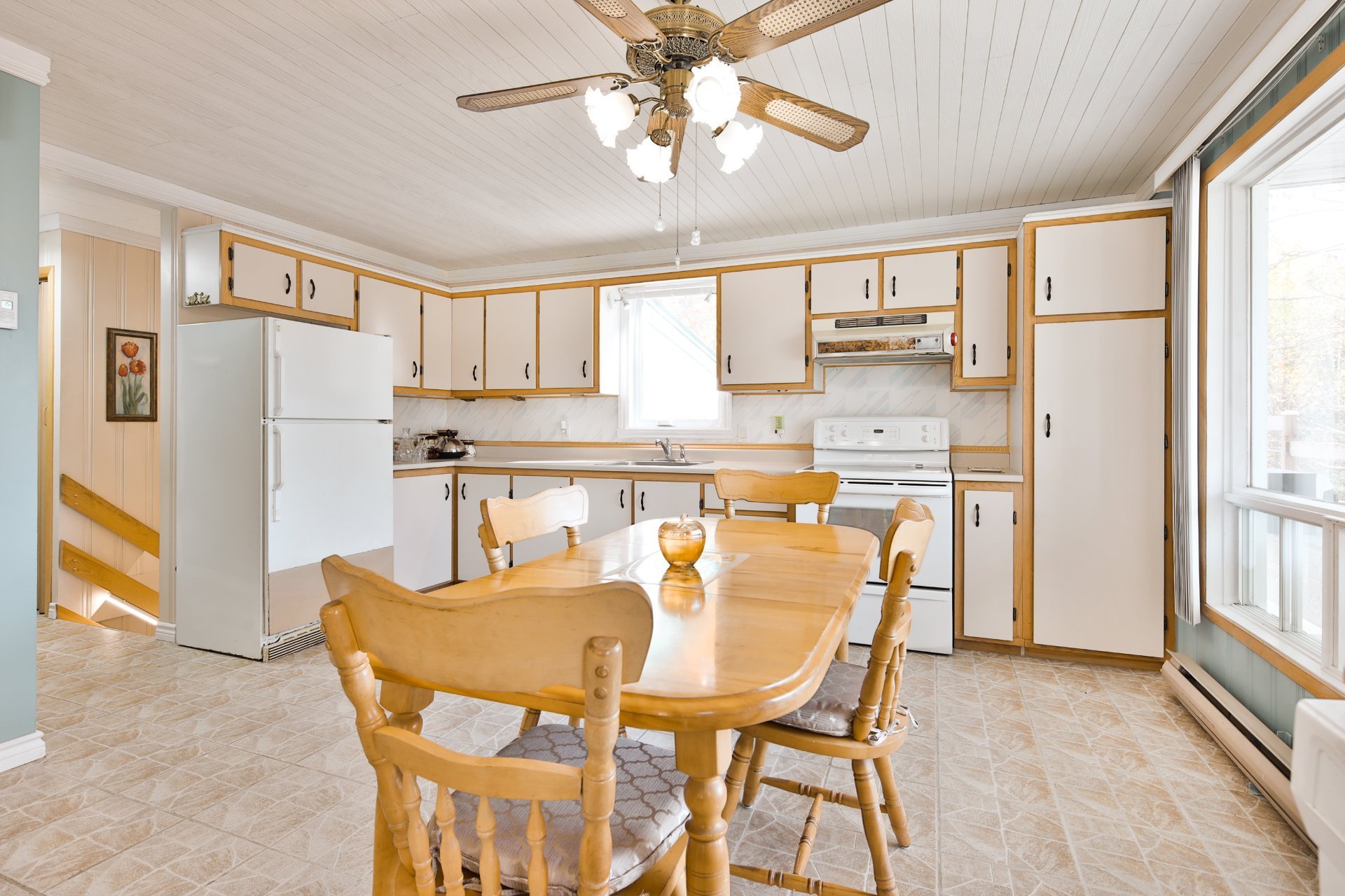 Photo - Dining room