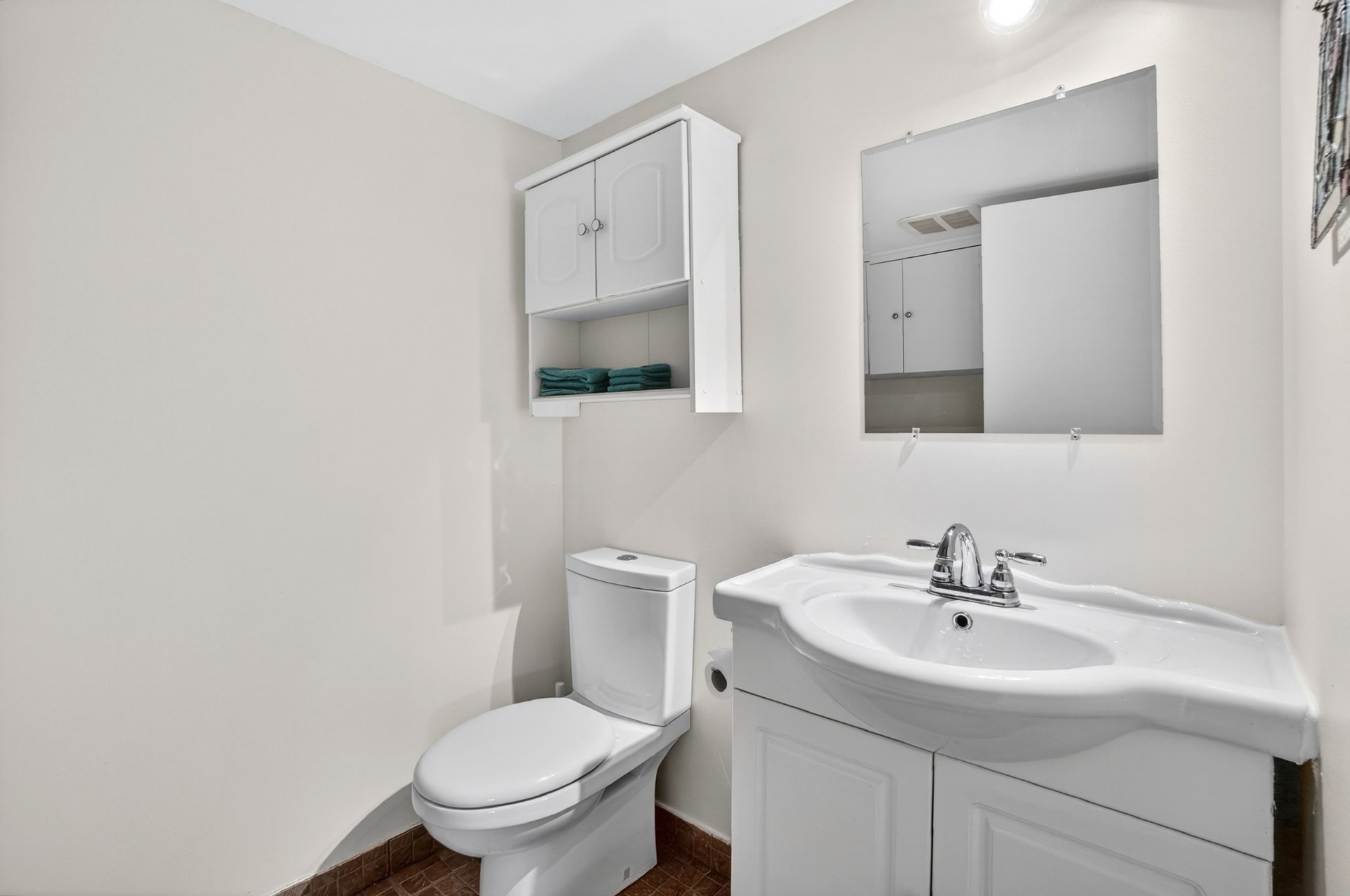 Photo - Washroom
