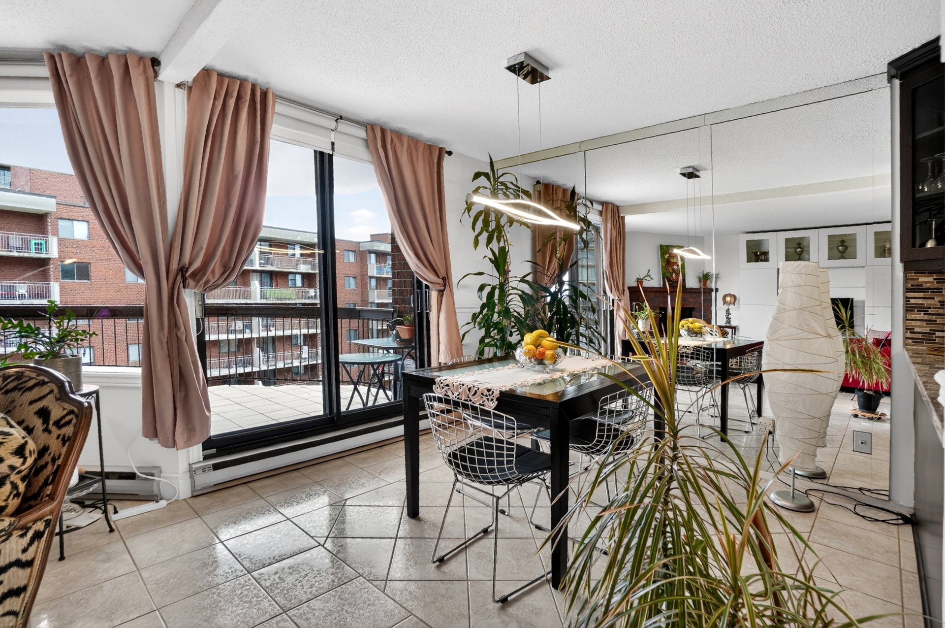 Photo - Dining room
