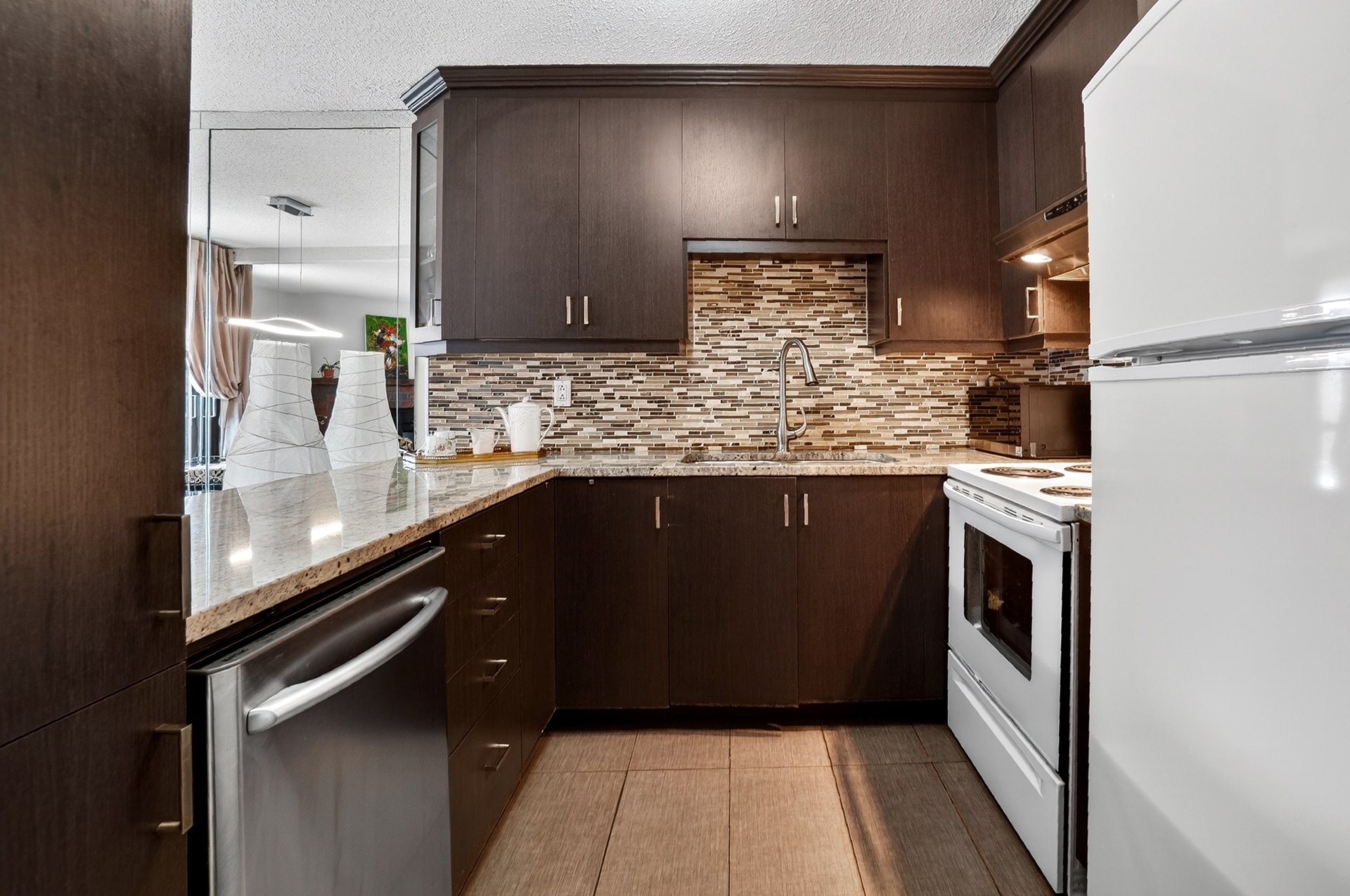 Photo - Kitchen