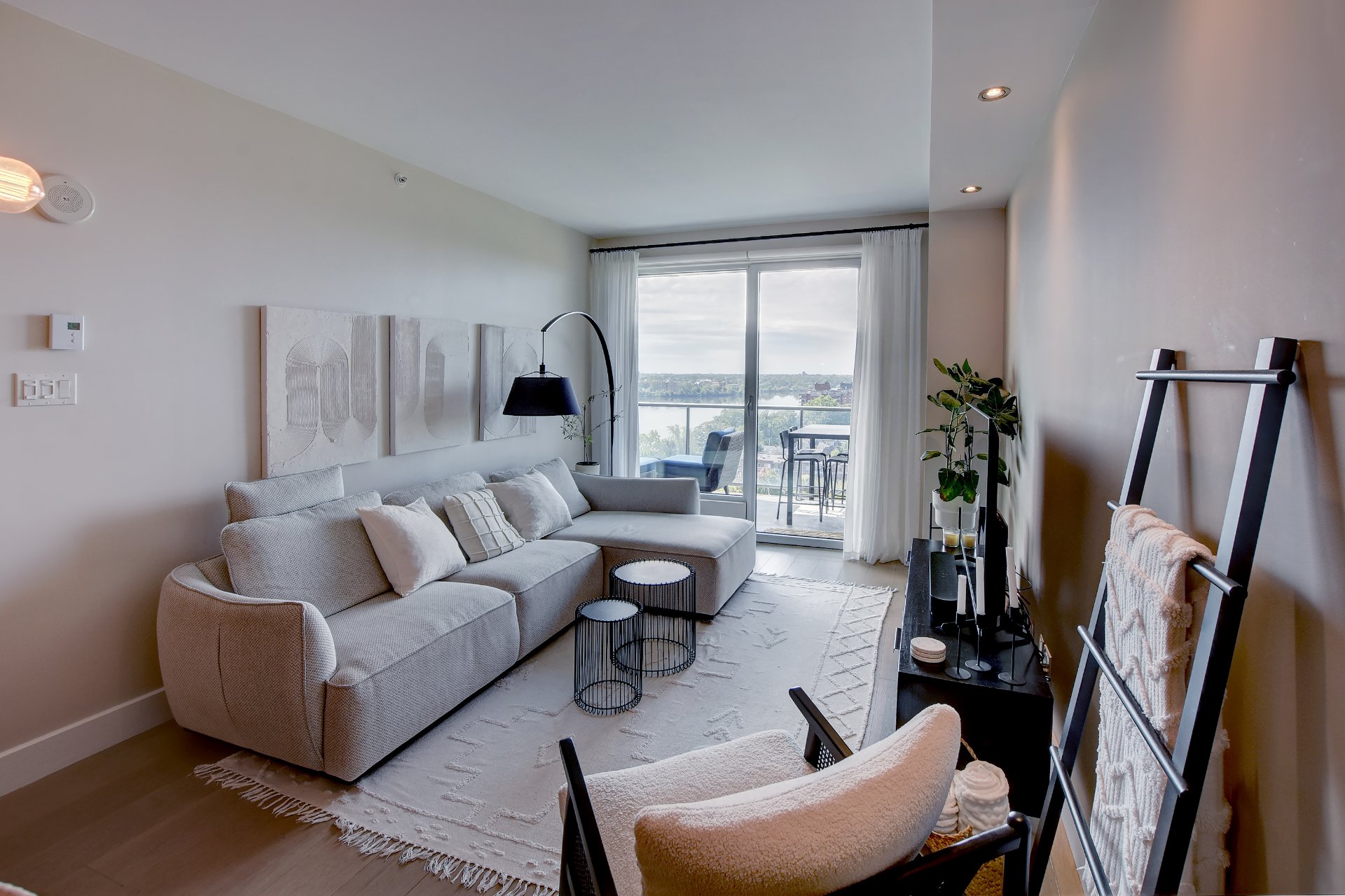 Photo - Living room