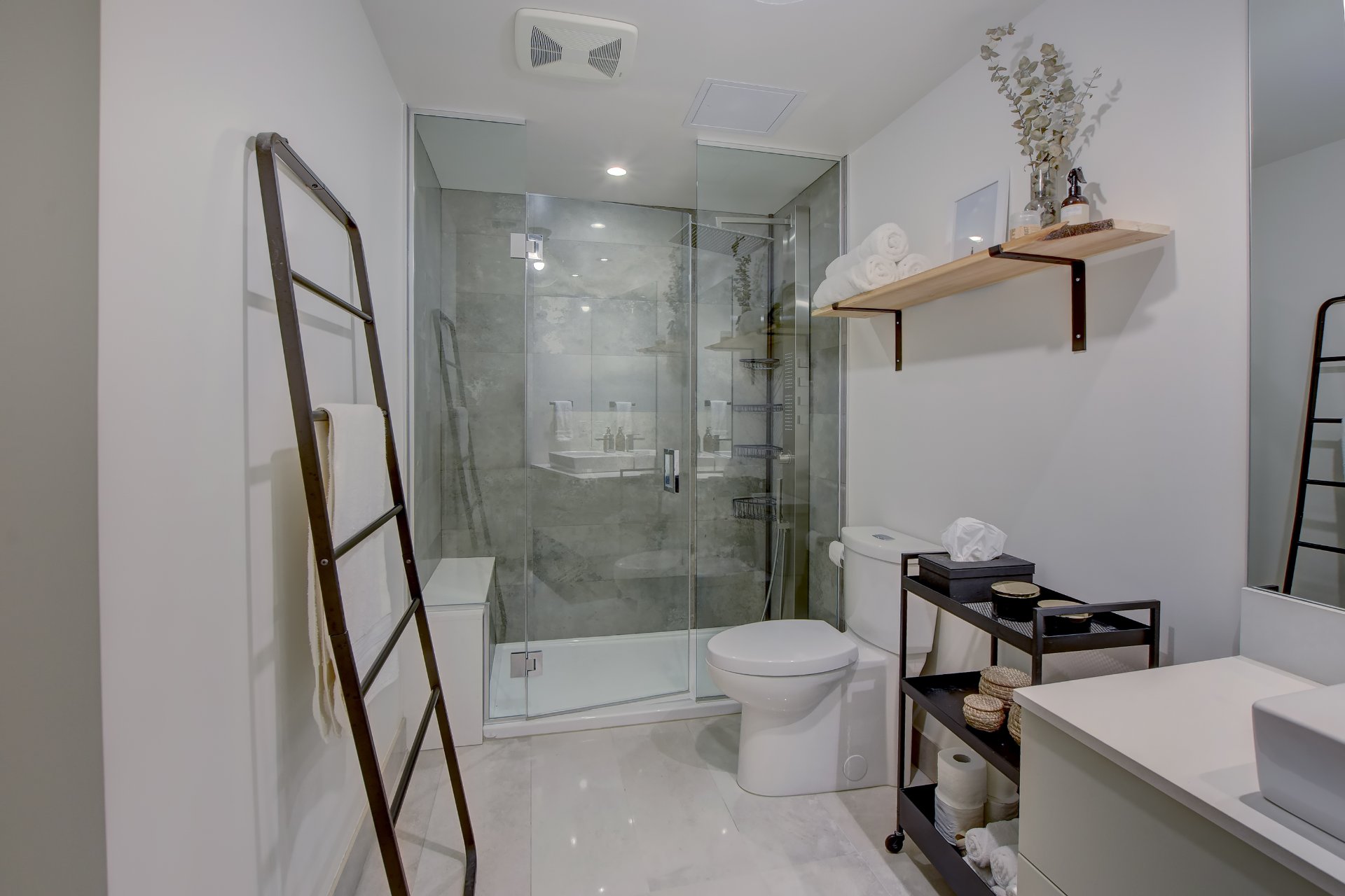 Photo - Bathroom