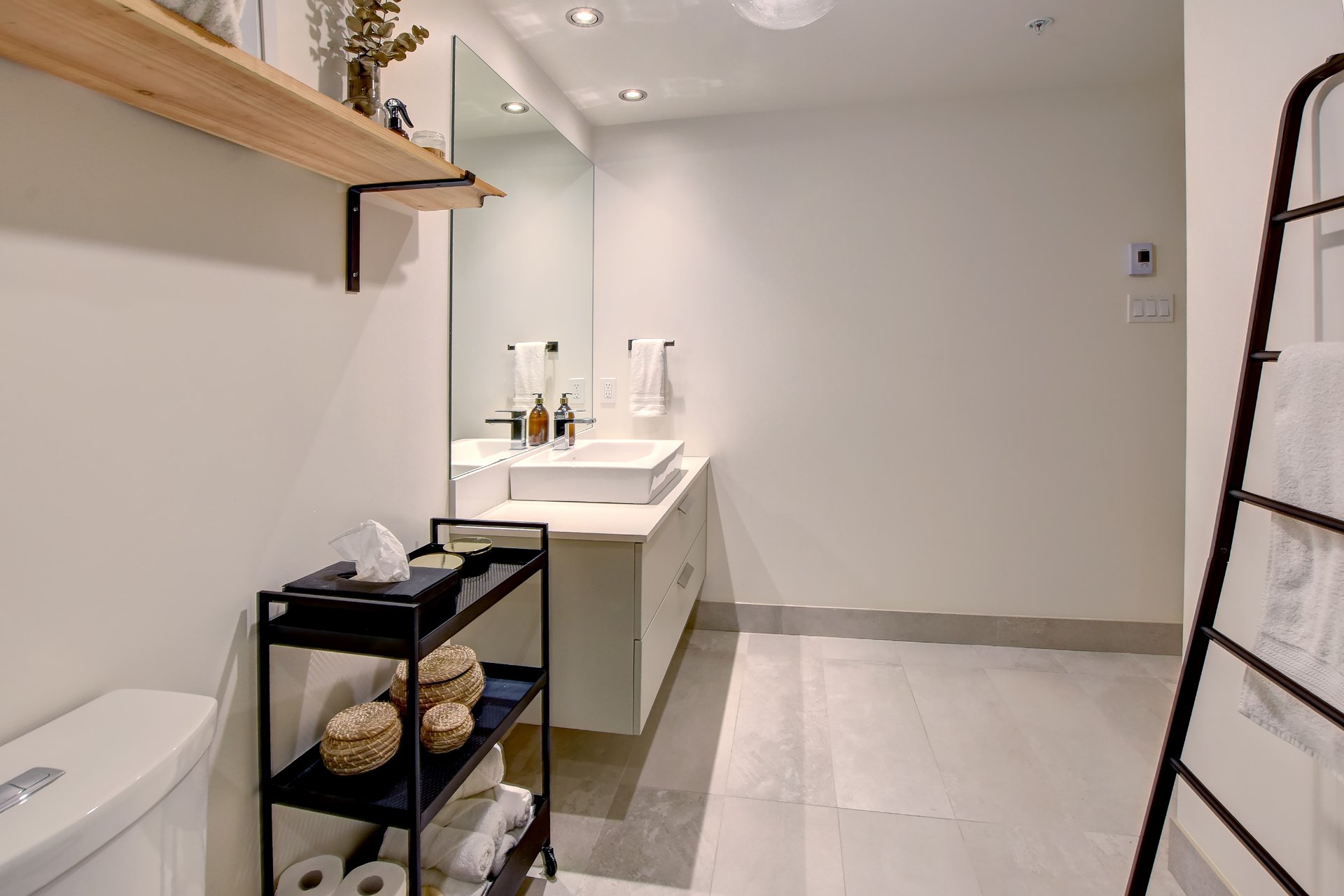 Photo - Bathroom