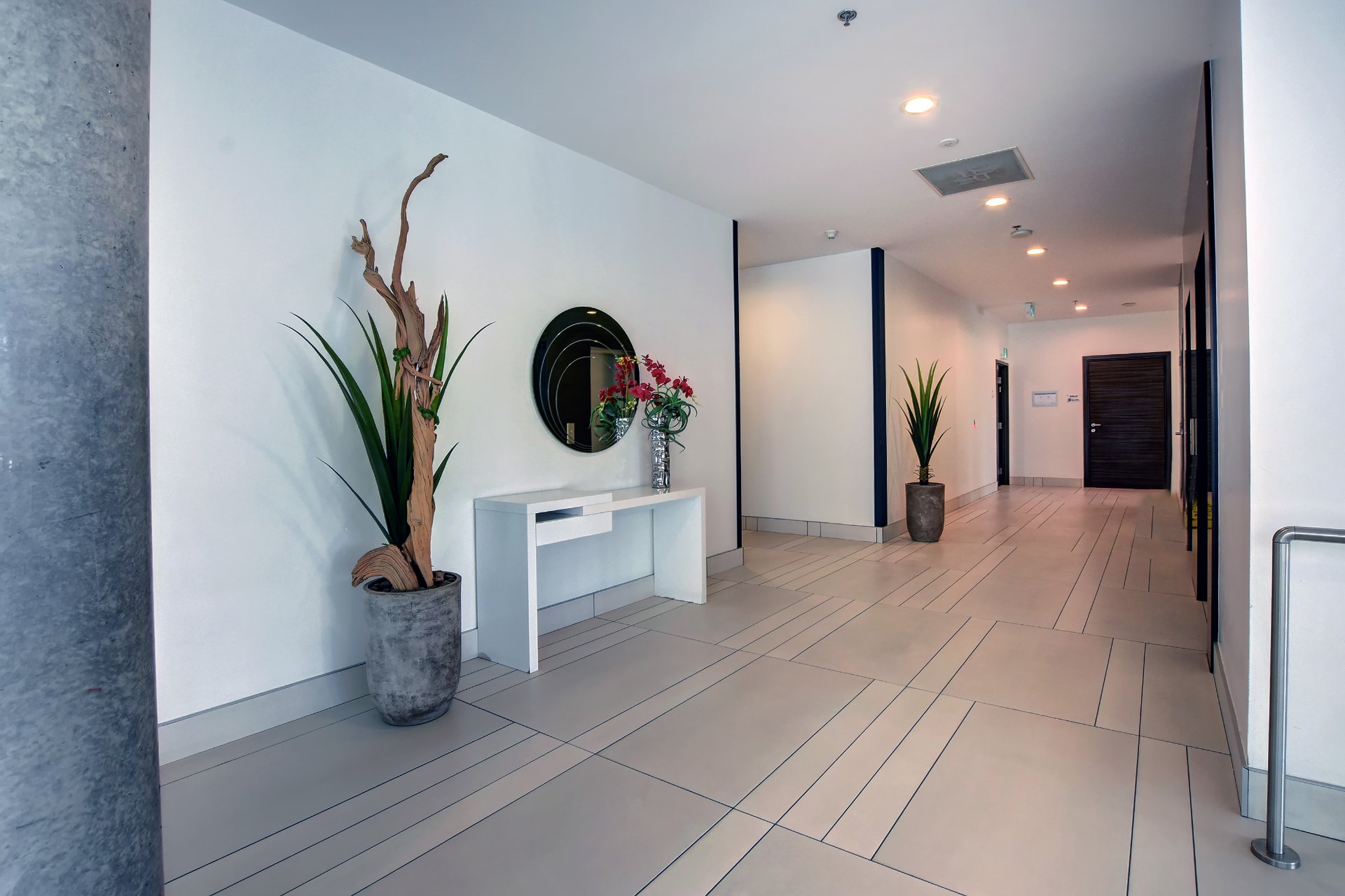 Photo - Corridor