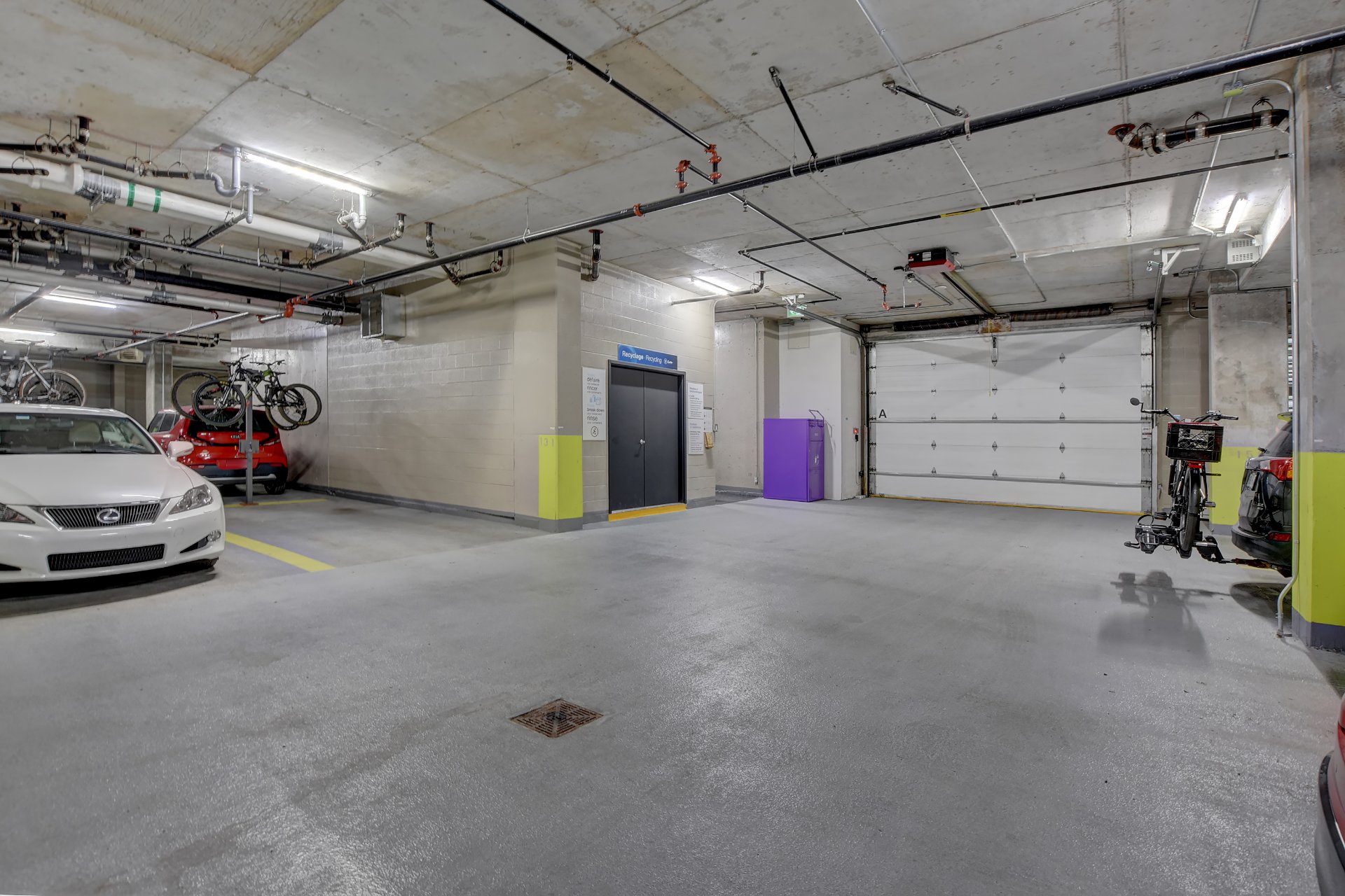 Photo - Parking