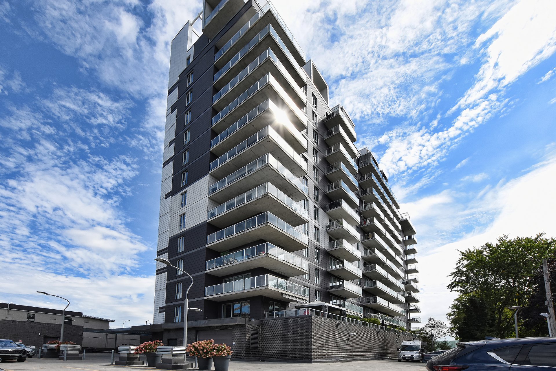 Photo - Frontage