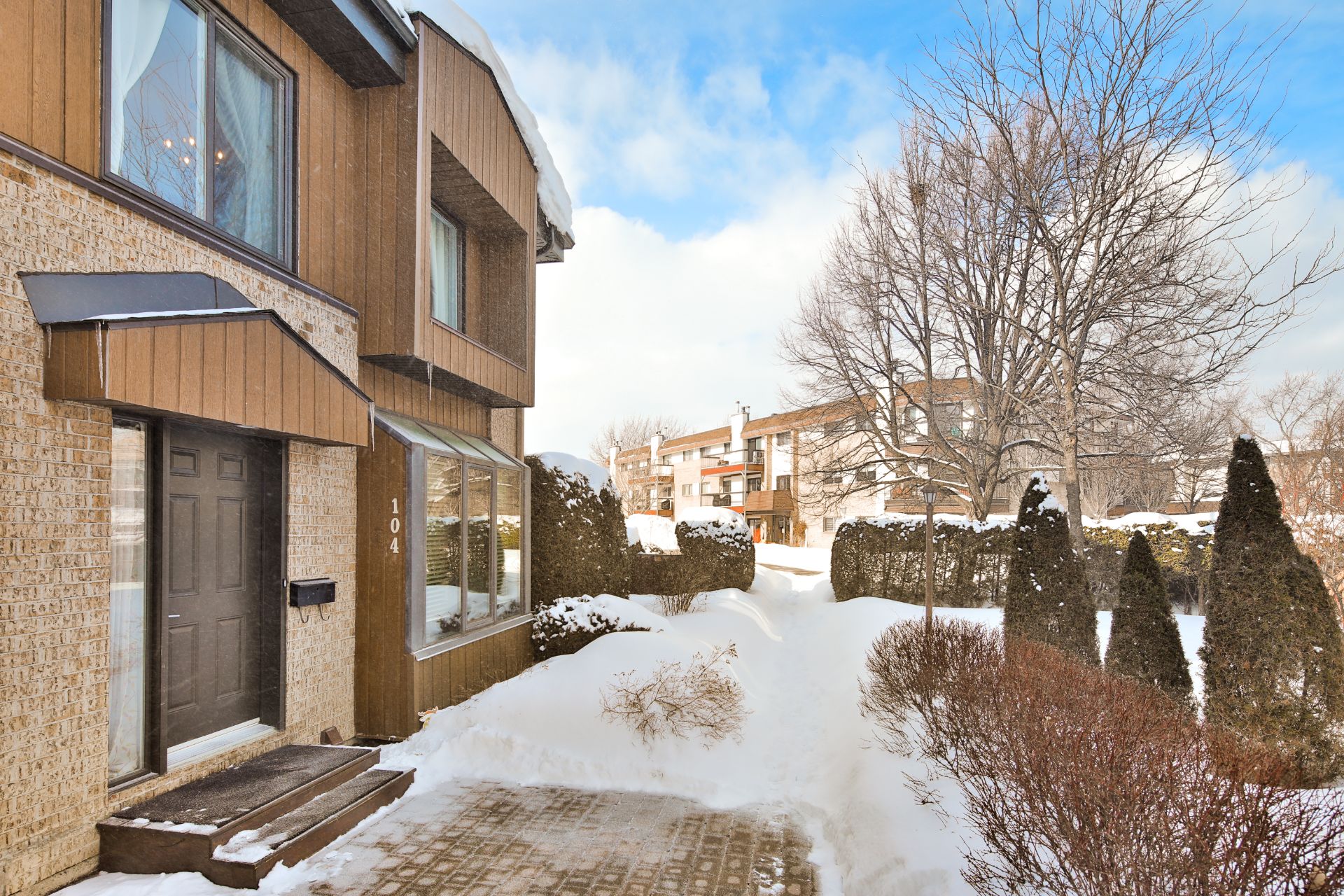 Photo - Entrée extérieure