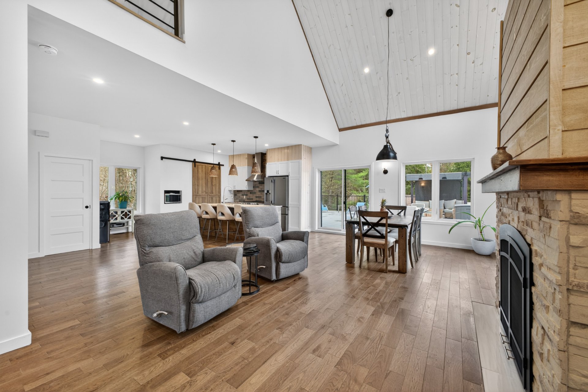 Photo - Living room