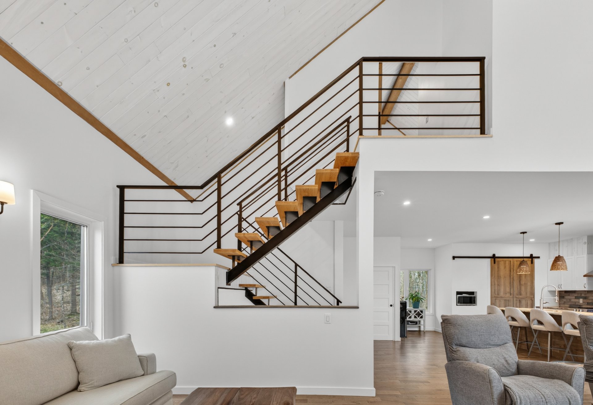 Photo - Staircase