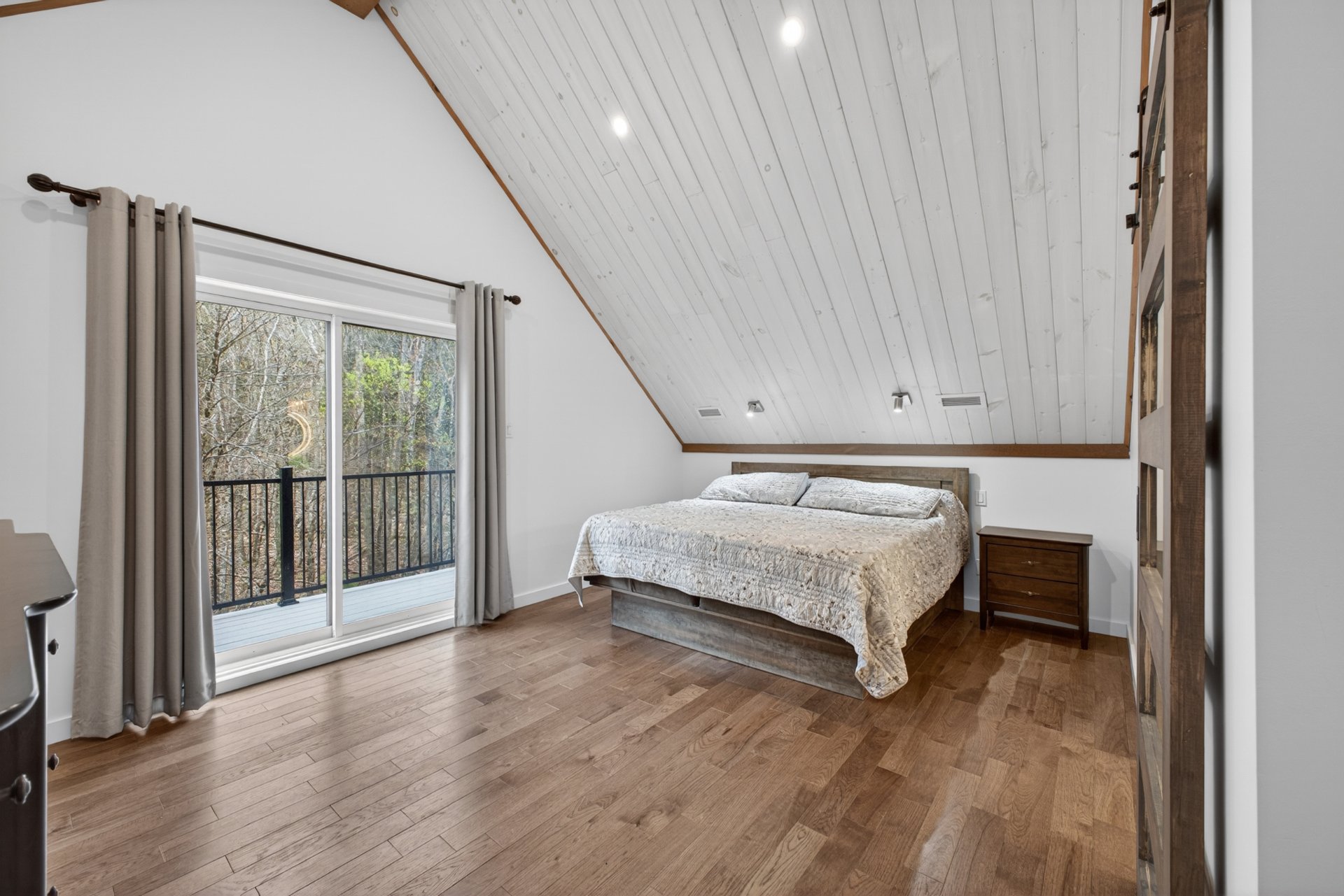 Photo - Primary bedroom