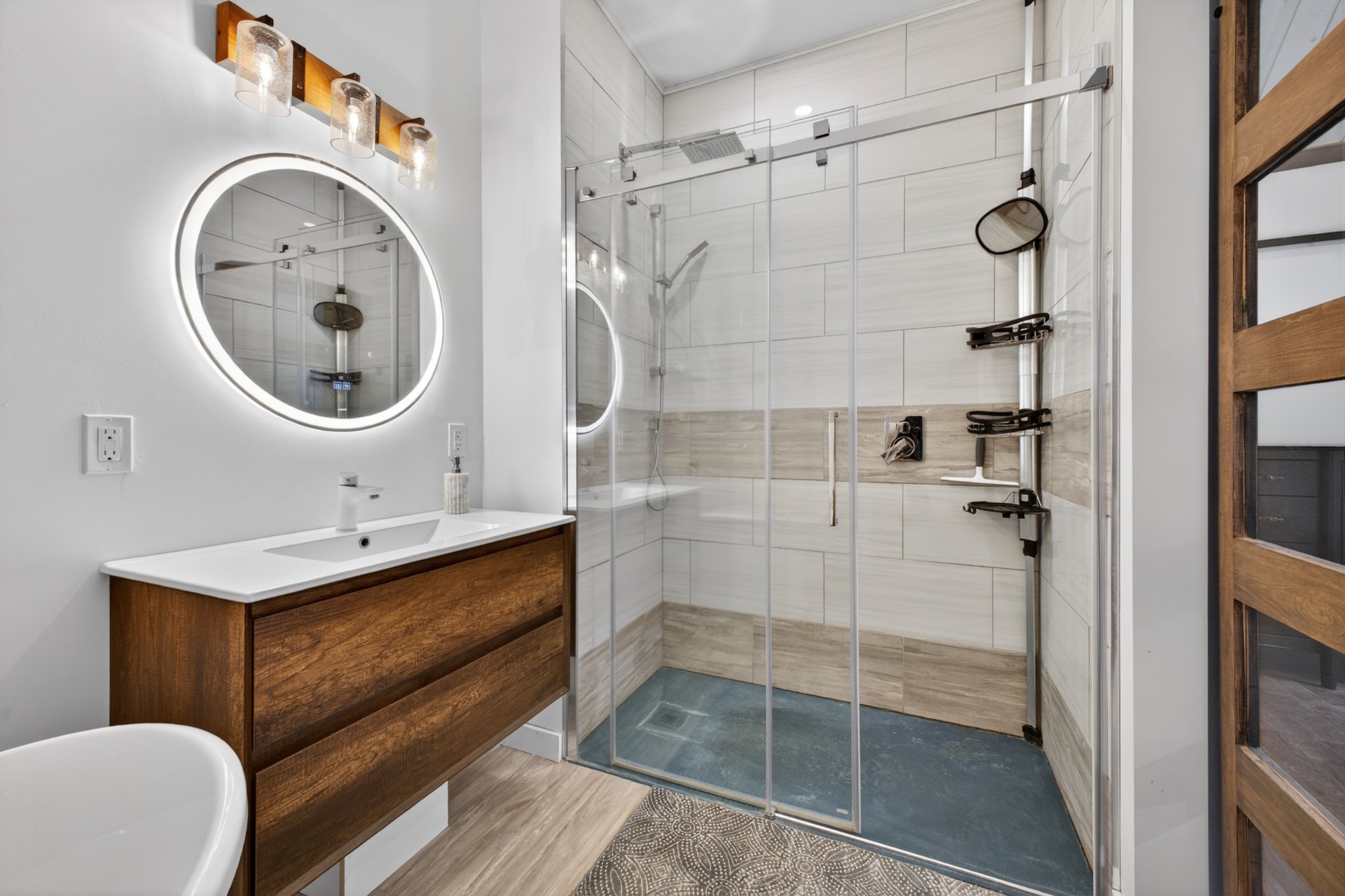 Photo - Bathroom