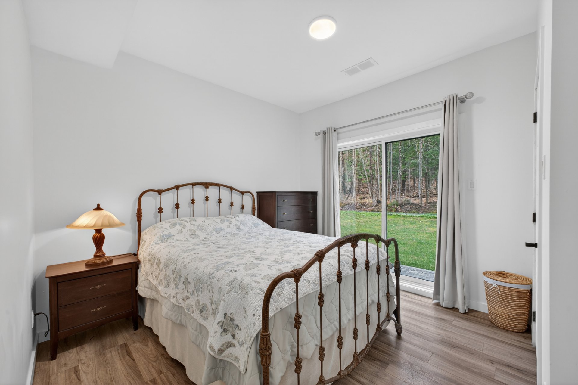 Photo - Bedroom