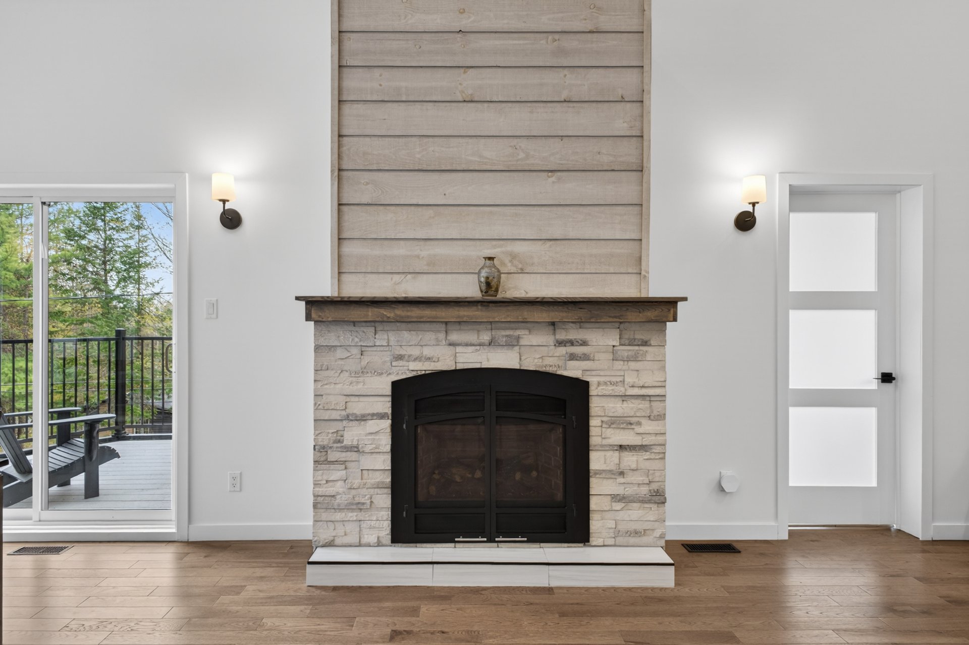 Photo - Living room