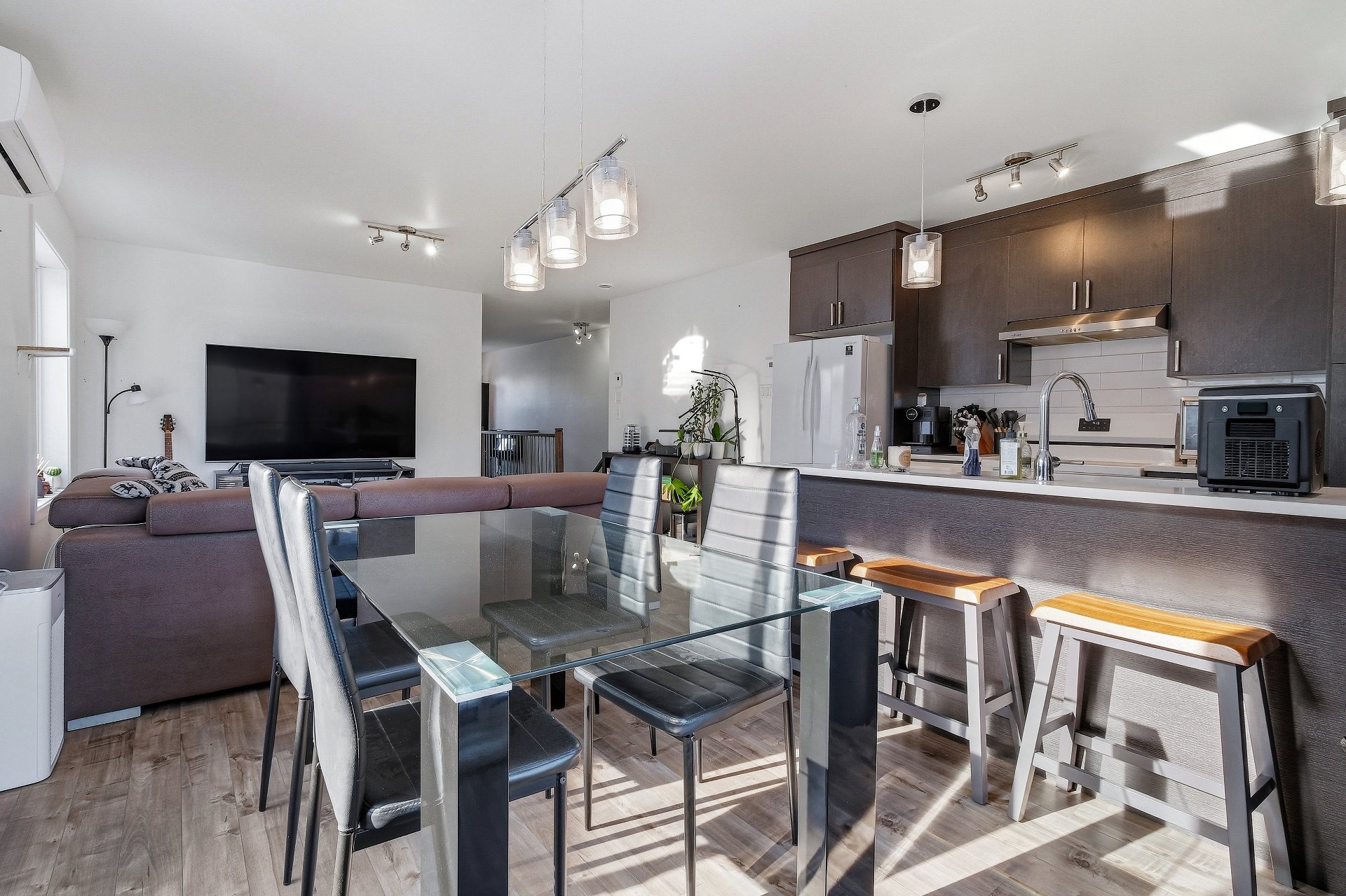 Photo - Salle à manger