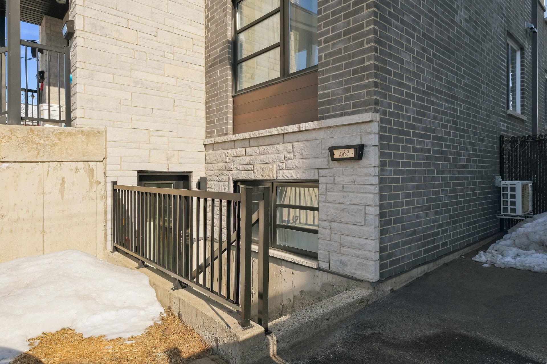 Photo - Entrée extérieure