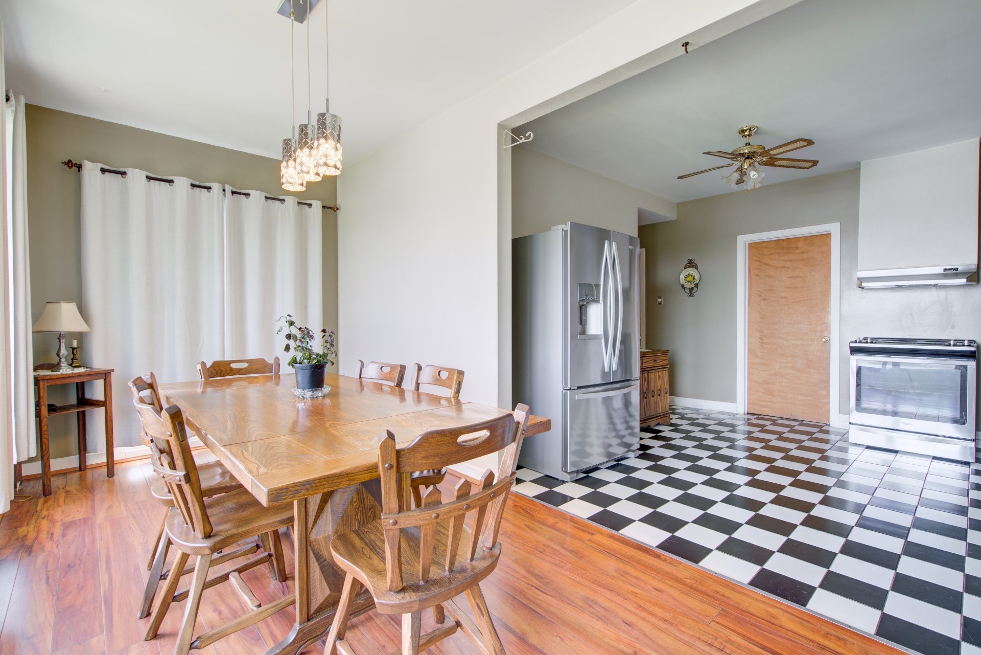 Photo - Salle à manger