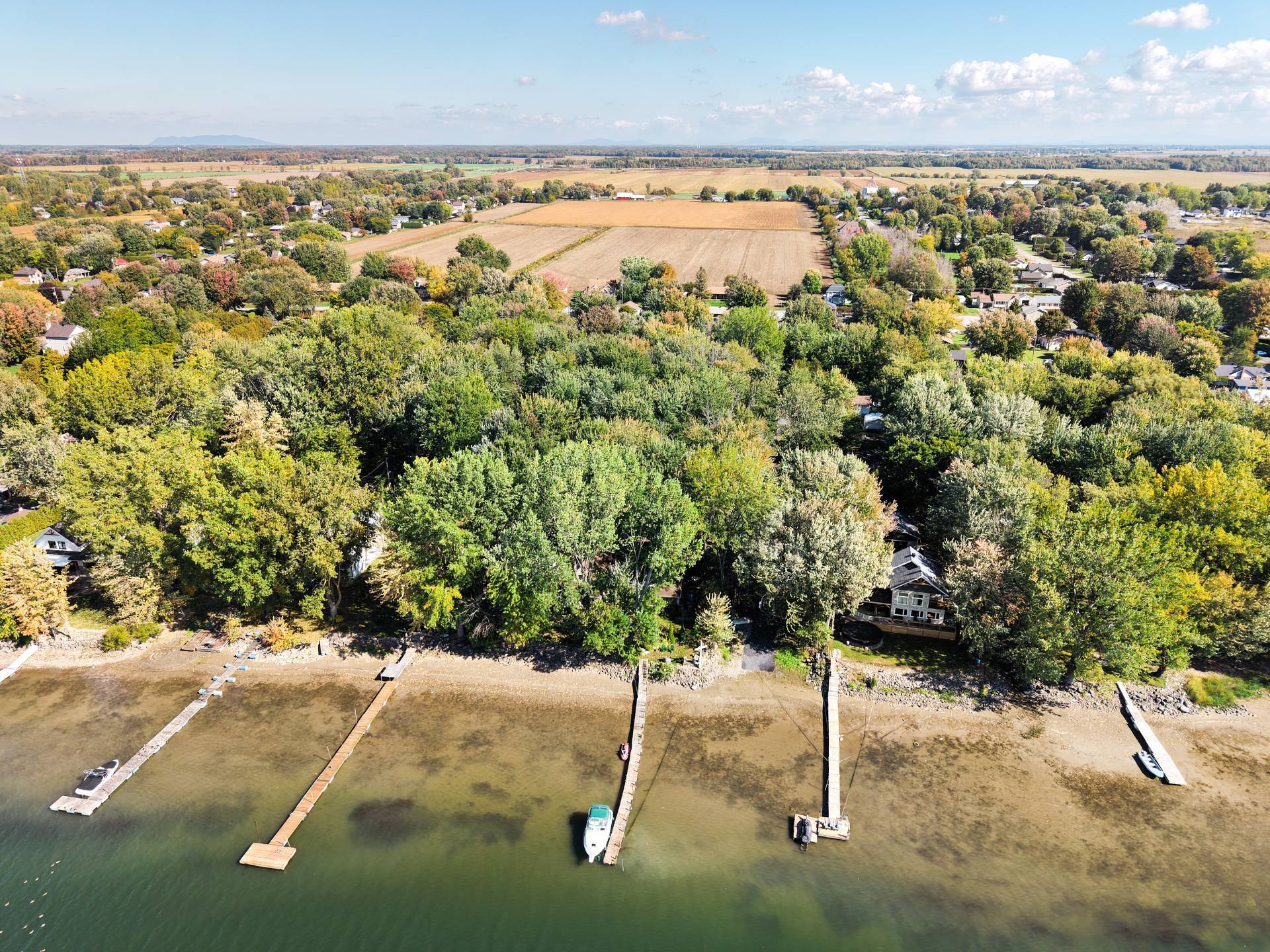 Photo - Vue sur l'eau
