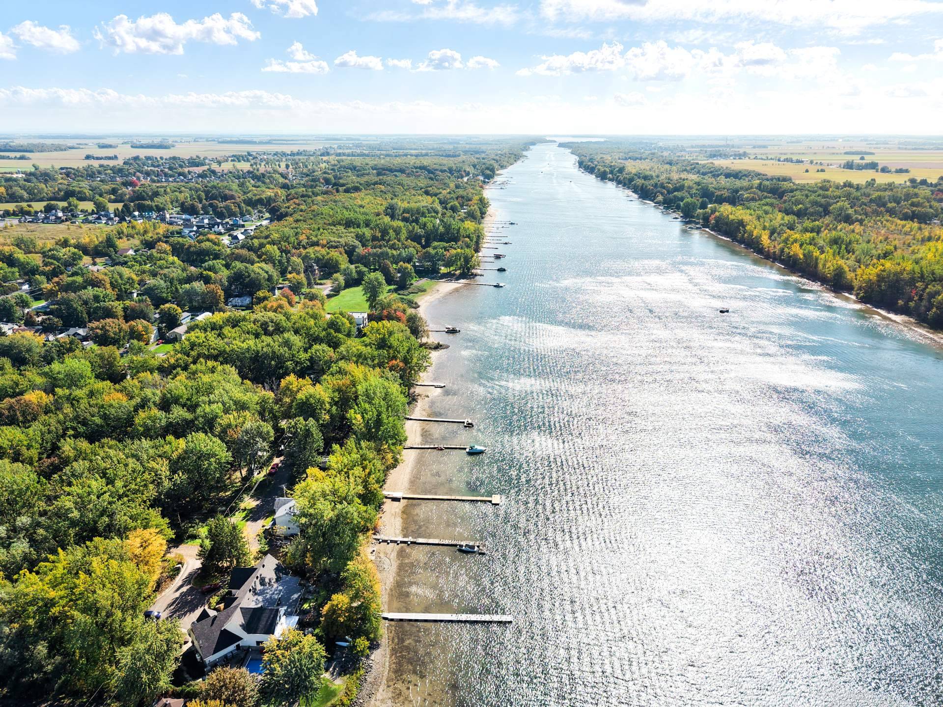 Photo - Vue sur l'eau