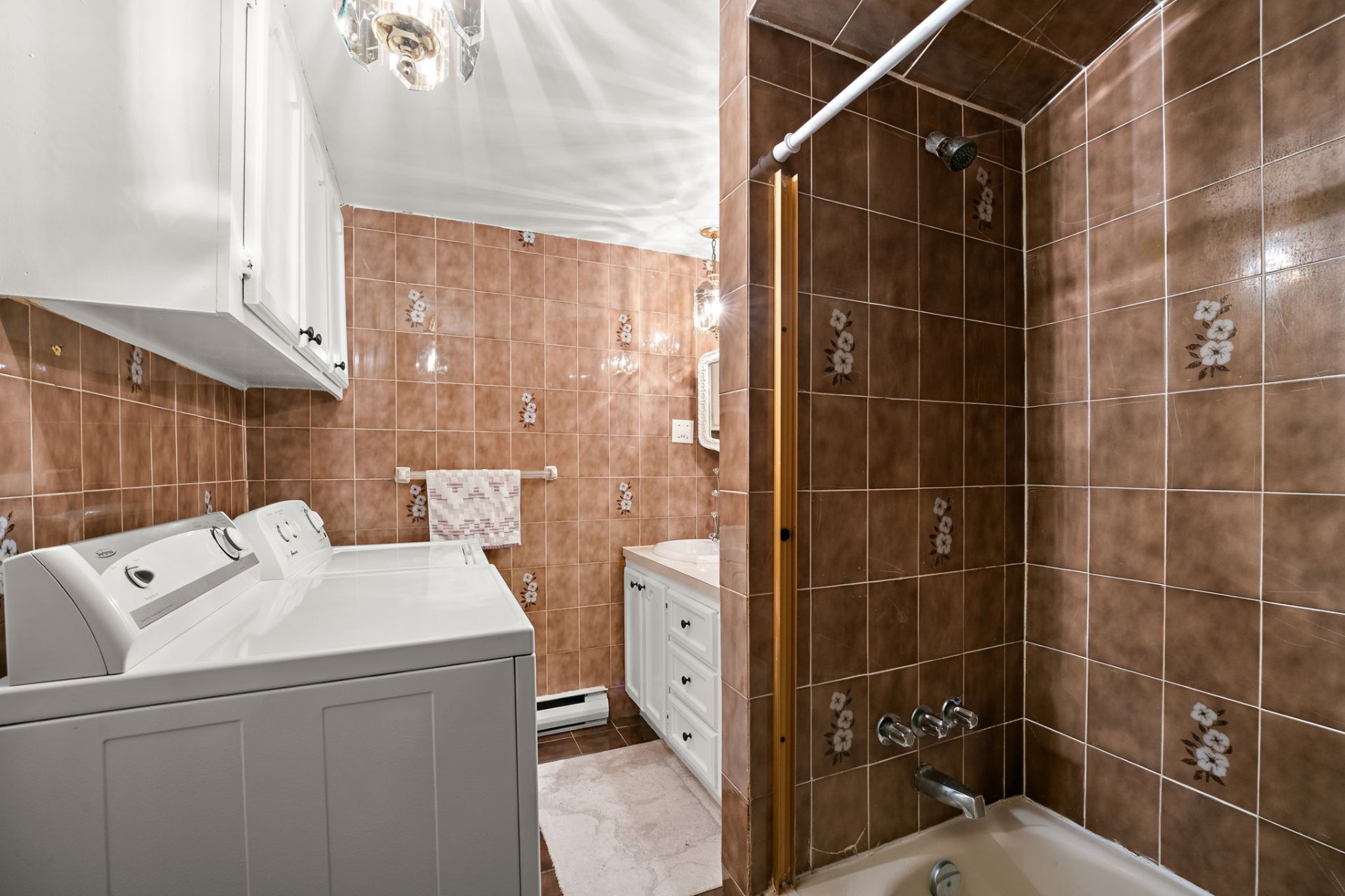 Photo - Bathroom