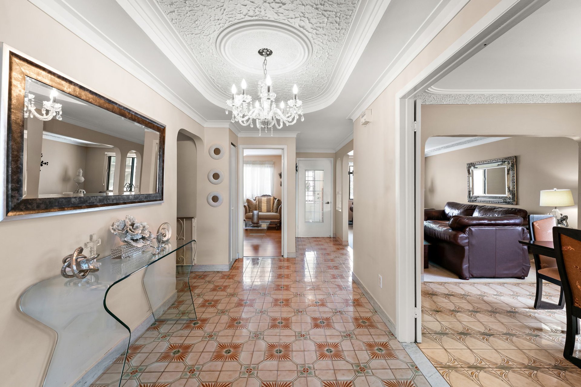 Photo - Hallway